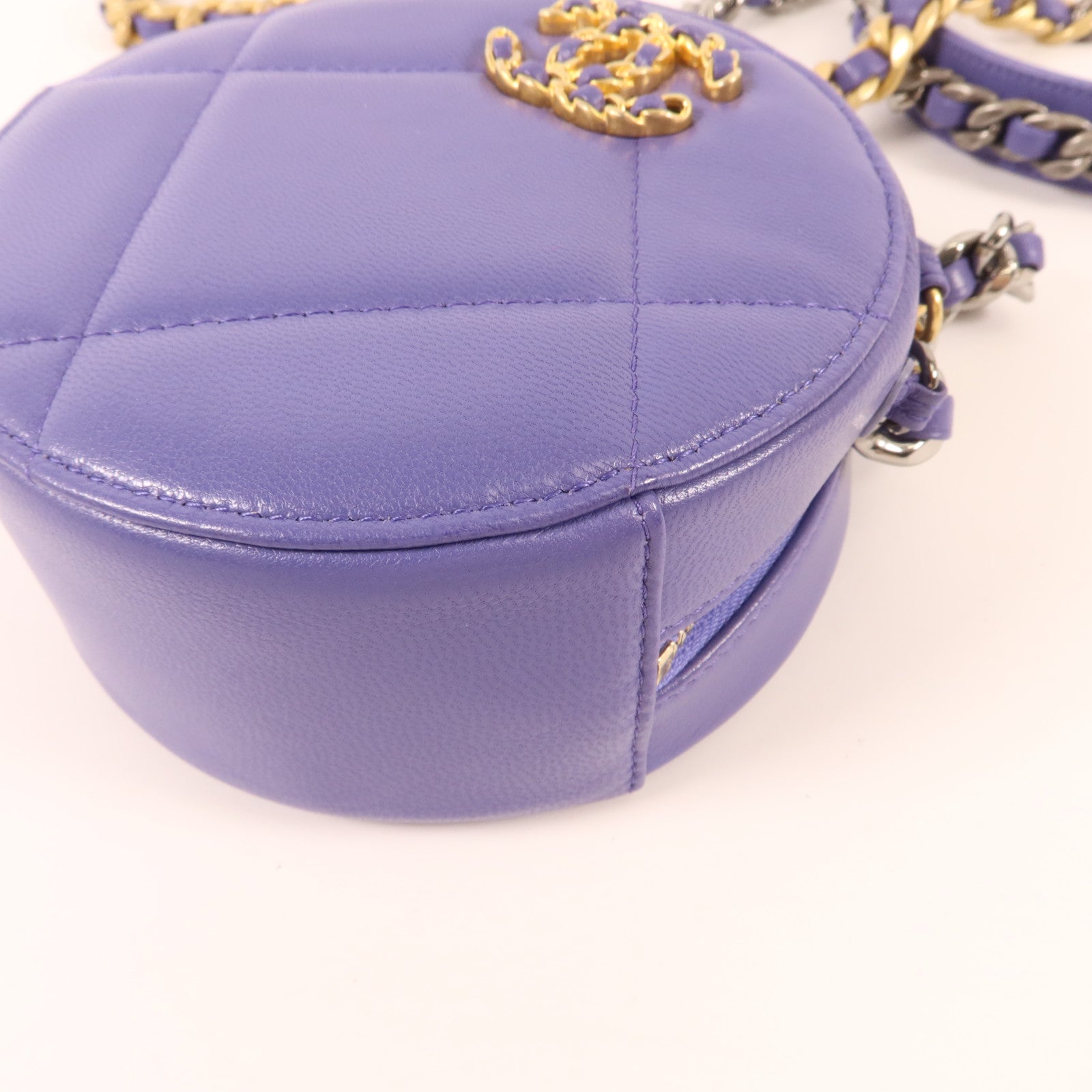 CHANEL 羊皮皮革Chanel 19 Round Clutch With Chain鏈帶肩背袋