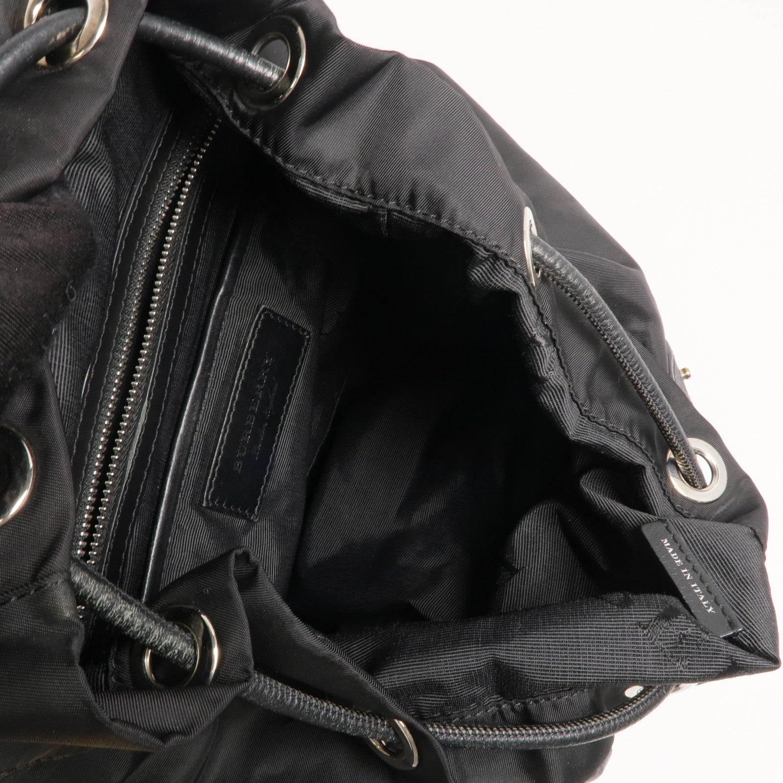 BURBERRY 尼龍Backpack銀扣背包