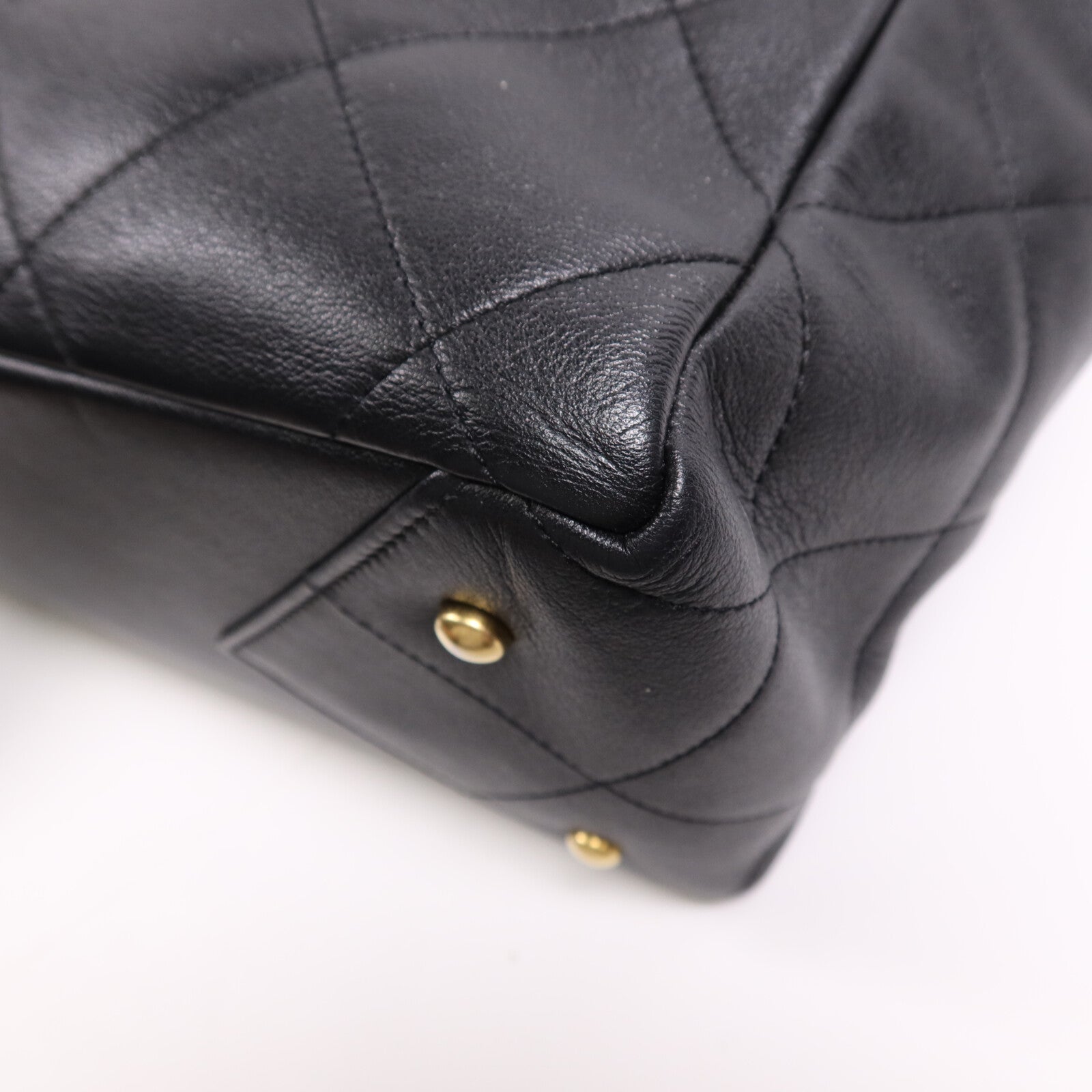 CHANEL 牛皮皮革Matelasse Tote金扣手挽袋