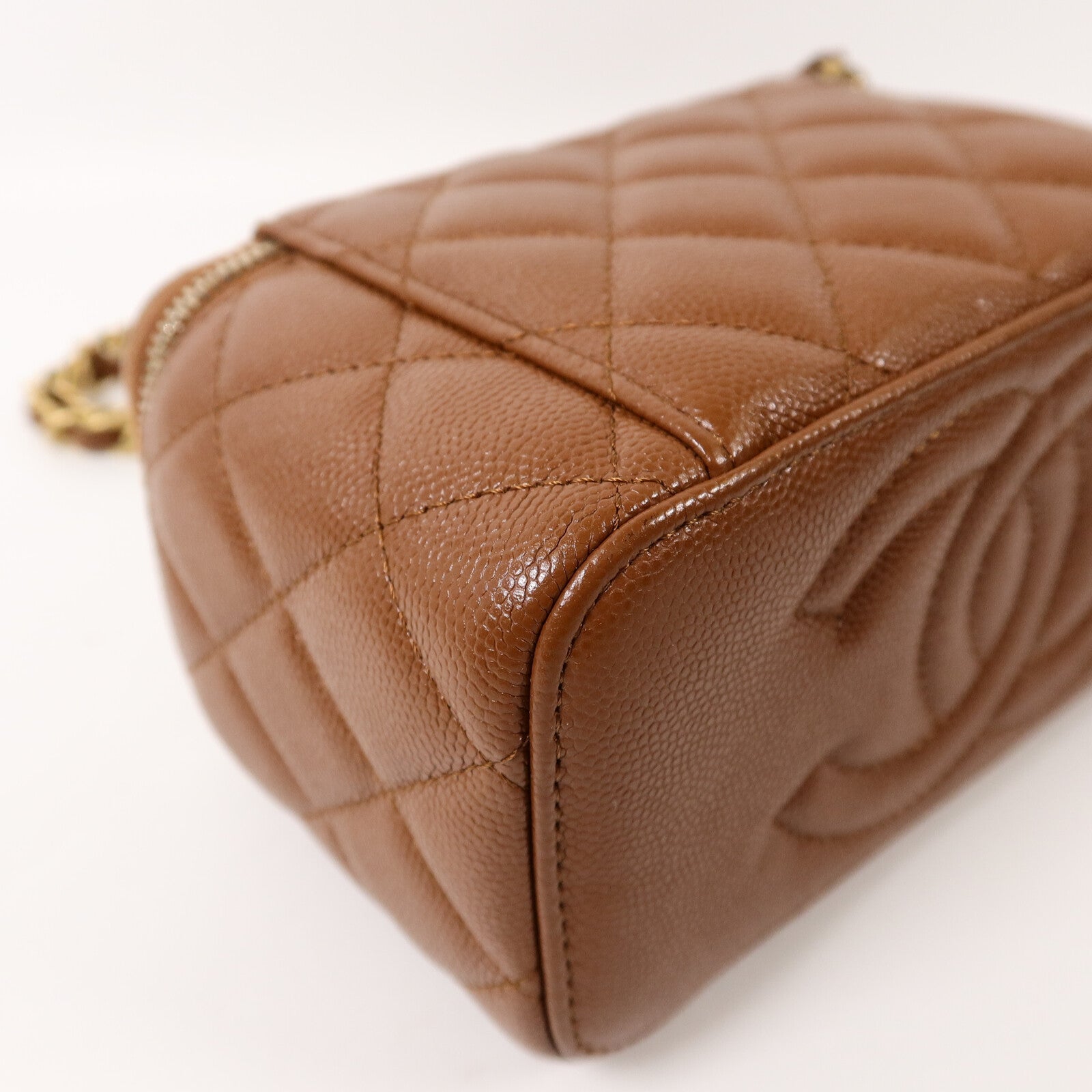 CHANEL 牛皮皮革Vanity Case鏈帶肩背袋