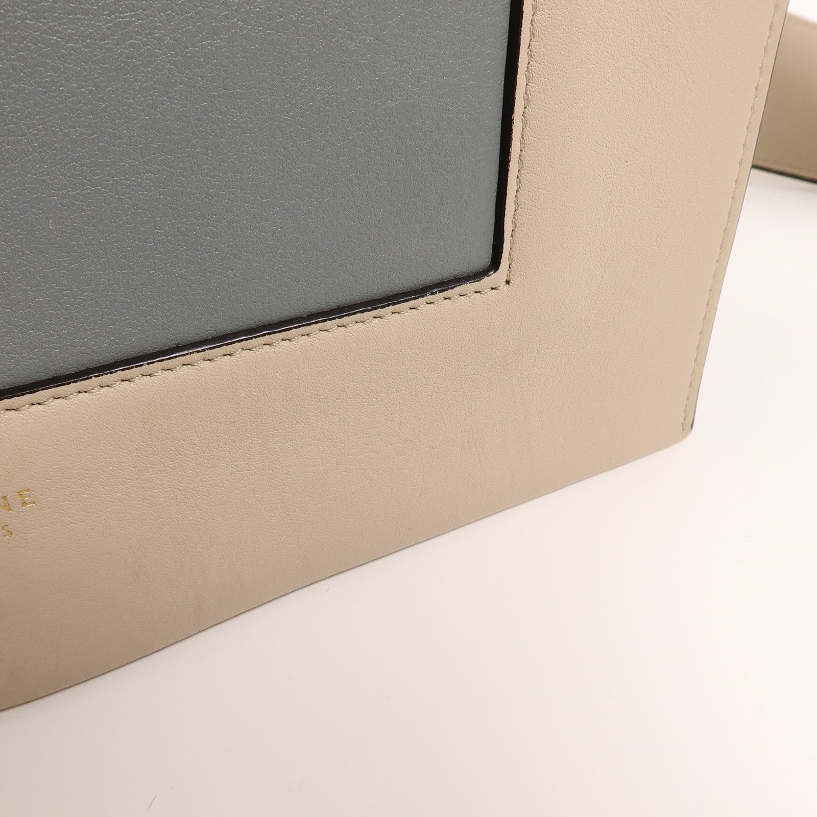 CELINE 牛皮皮革Frame Medium肩背袋
