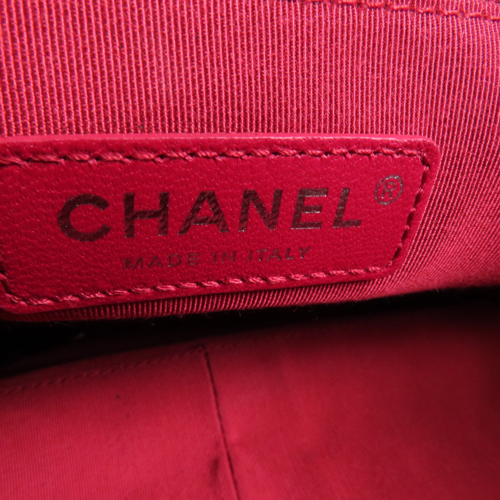 CHANEL CC Gabrielle Chain Shoulder Bag Calfskin Leather Black