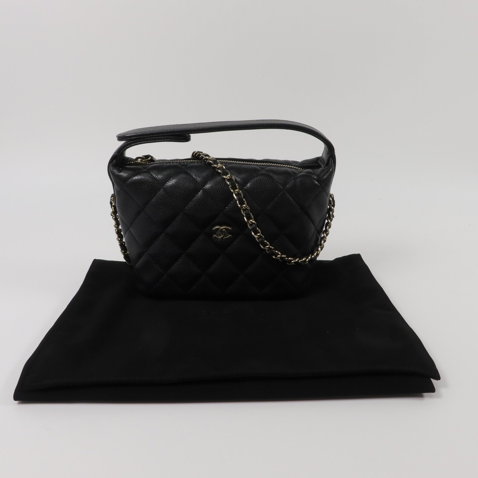 CHANEL 牛皮皮革Mini Hobo鏈帶手挽肩背兩用袋