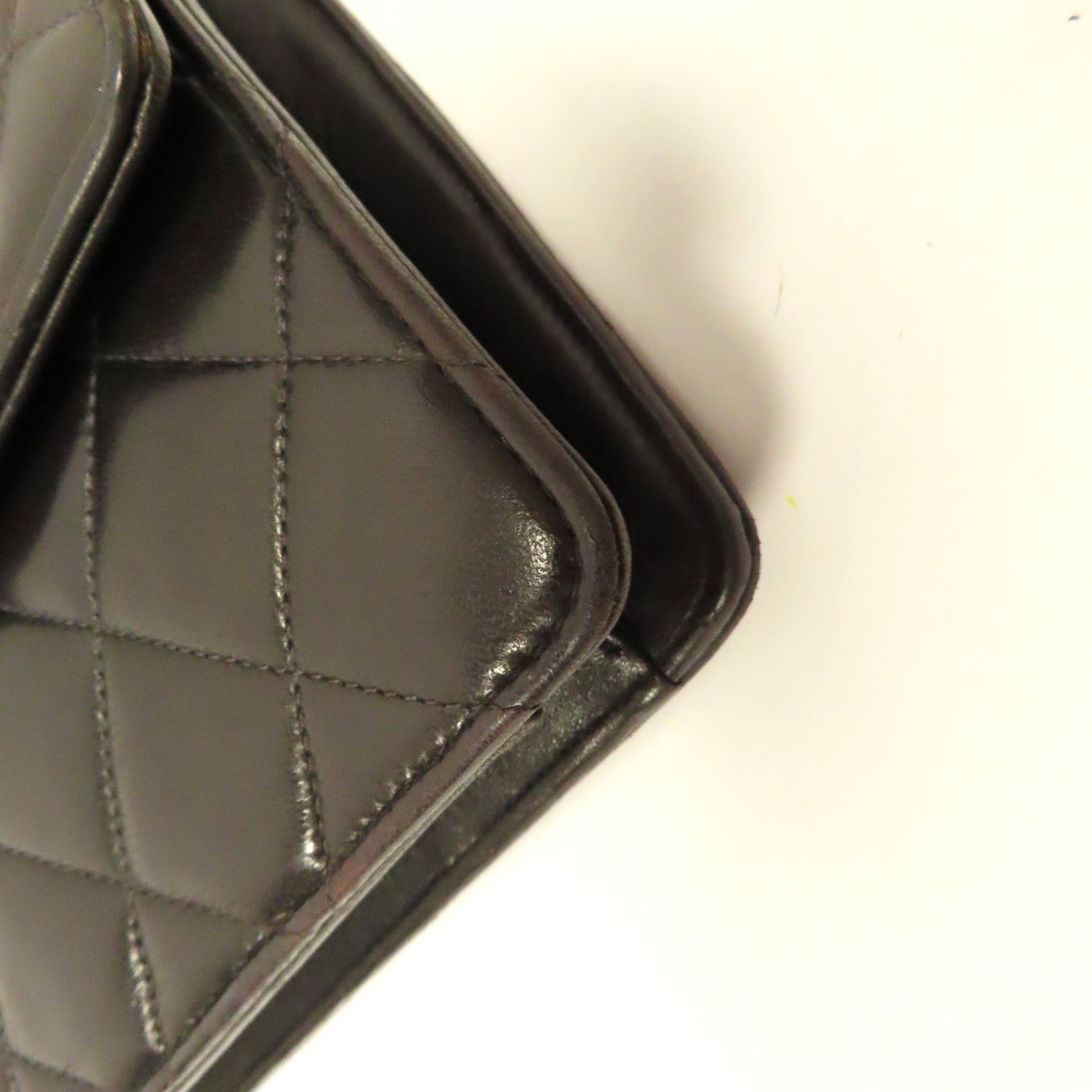 CHANEL 【激減優惠】菱格羊皮皮革Vintage Chanel金扣肩背袋啡色
