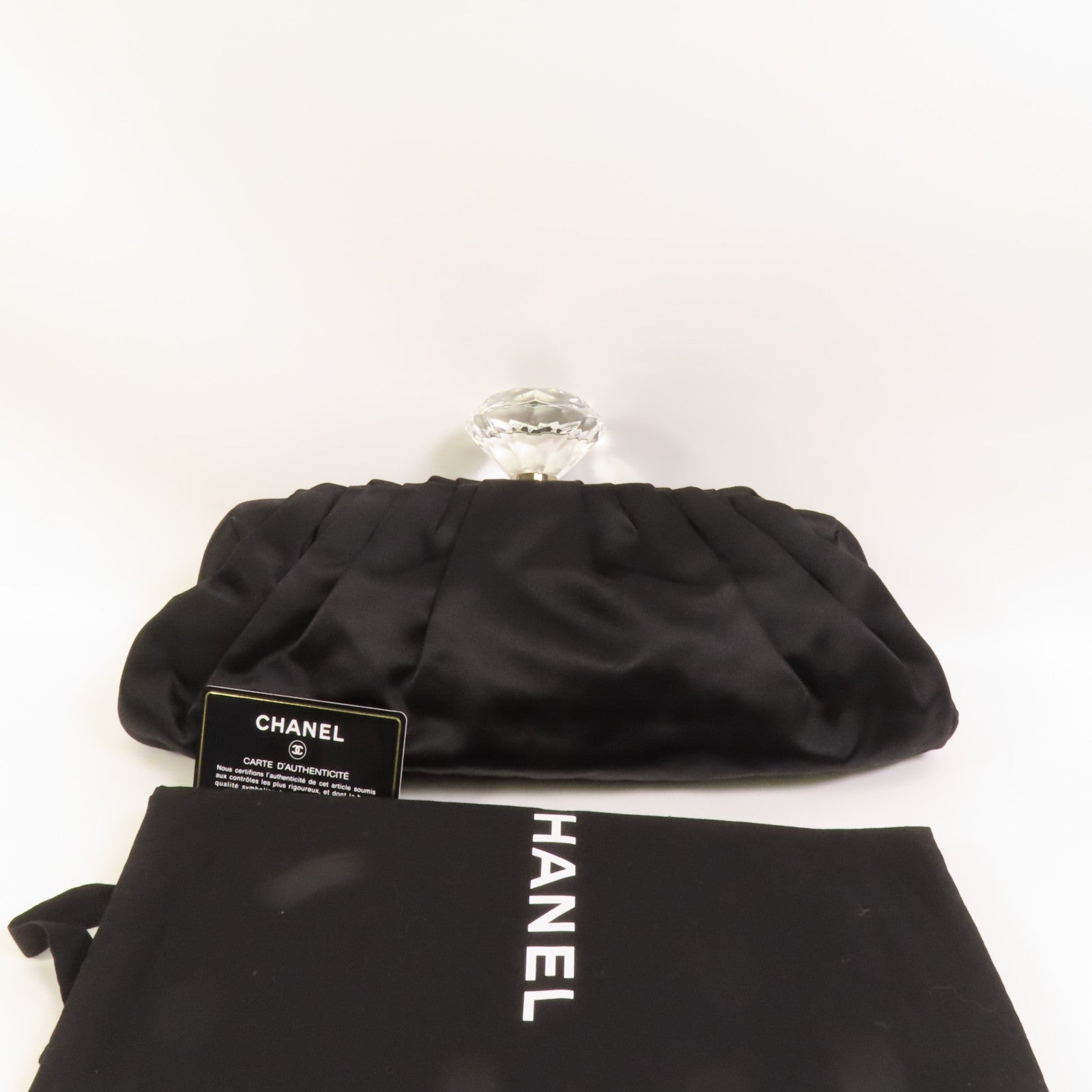 CHANEL Satin Vintage Handbag銀扣手挽袋