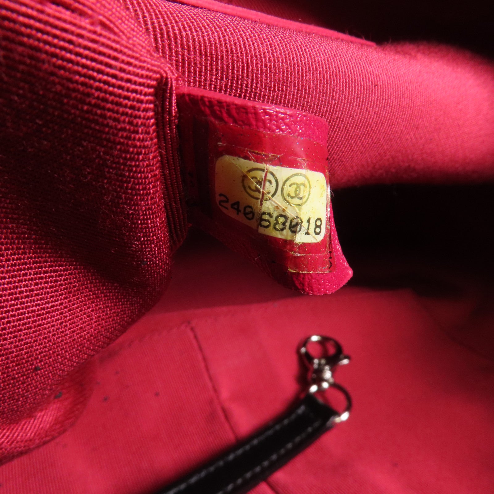 CHANEL 牛皮皮革Gabrielle鏈帶肩背袋