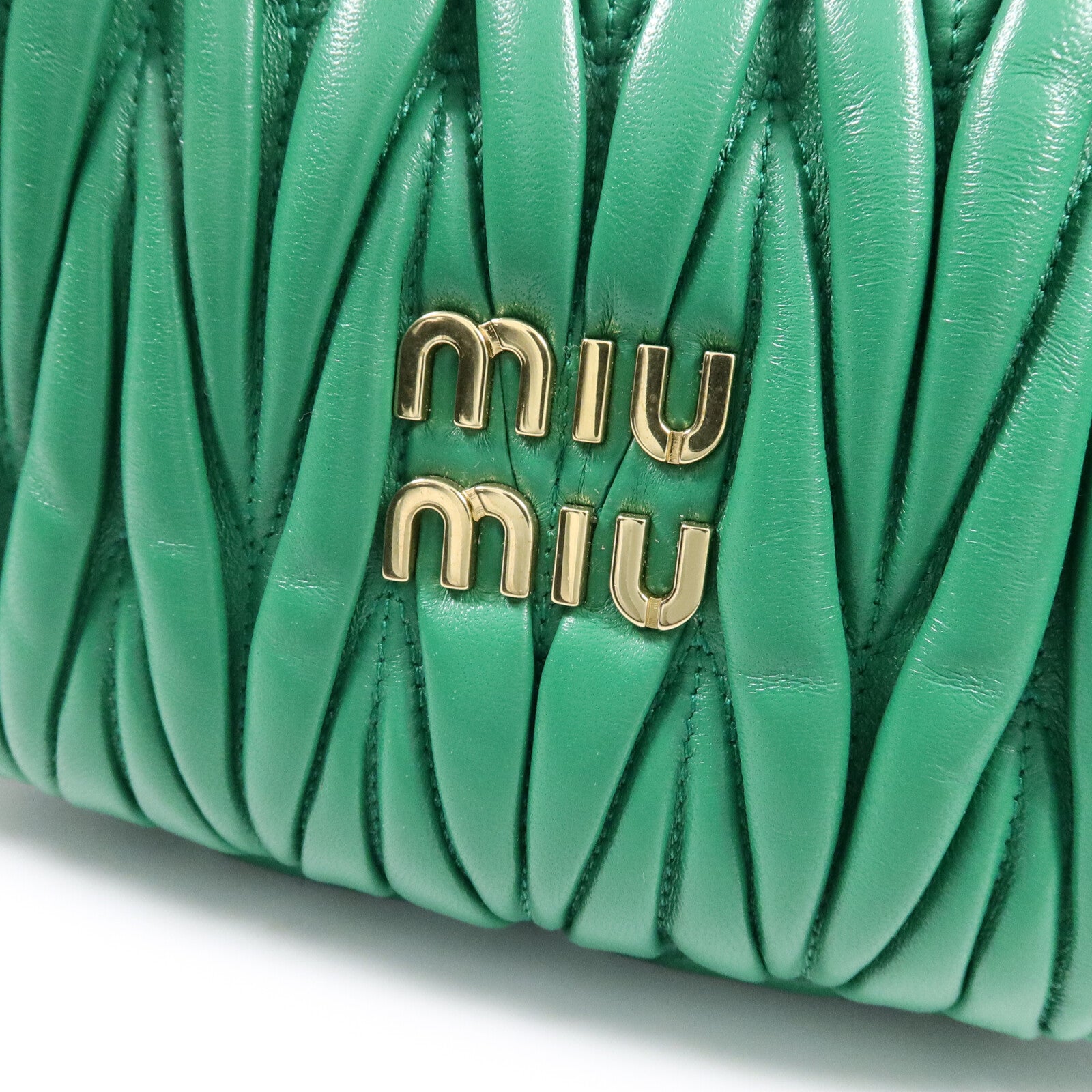 Miu Miu 牛皮皮革Wander Matelasse手挽肩背兩用袋