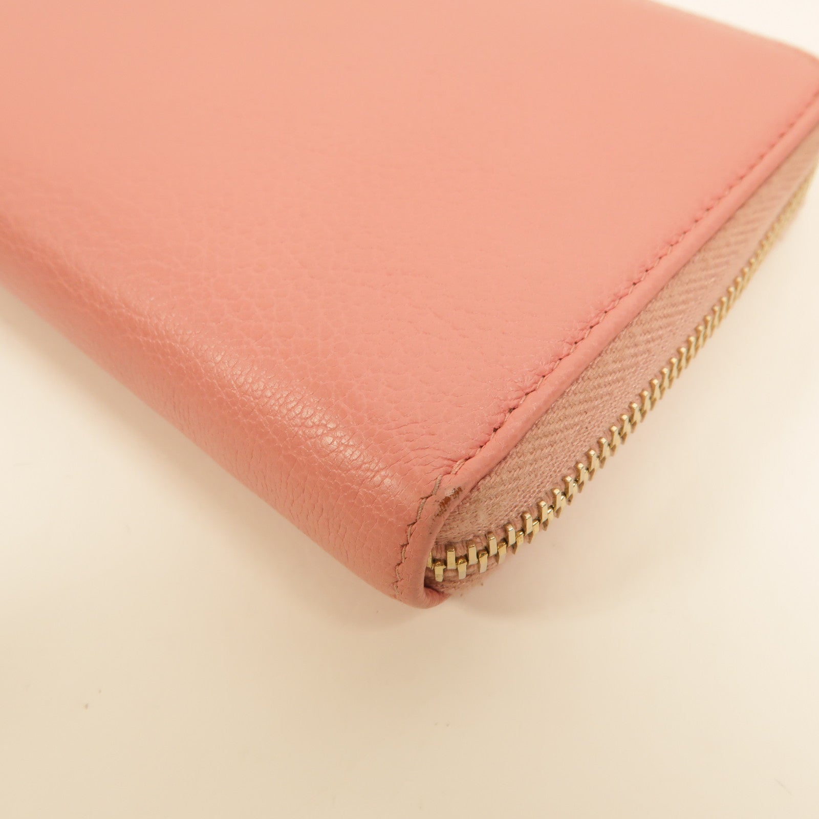 CHANEL 牛皮皮革Lucky Flower Zip Wallet長錢包
