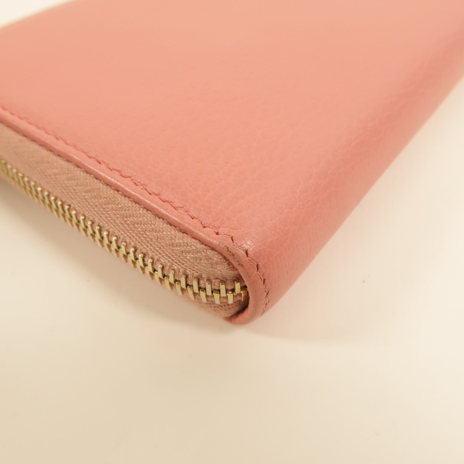 CHANEL 牛皮皮革Lucky Flower Zip Wallet長錢包
