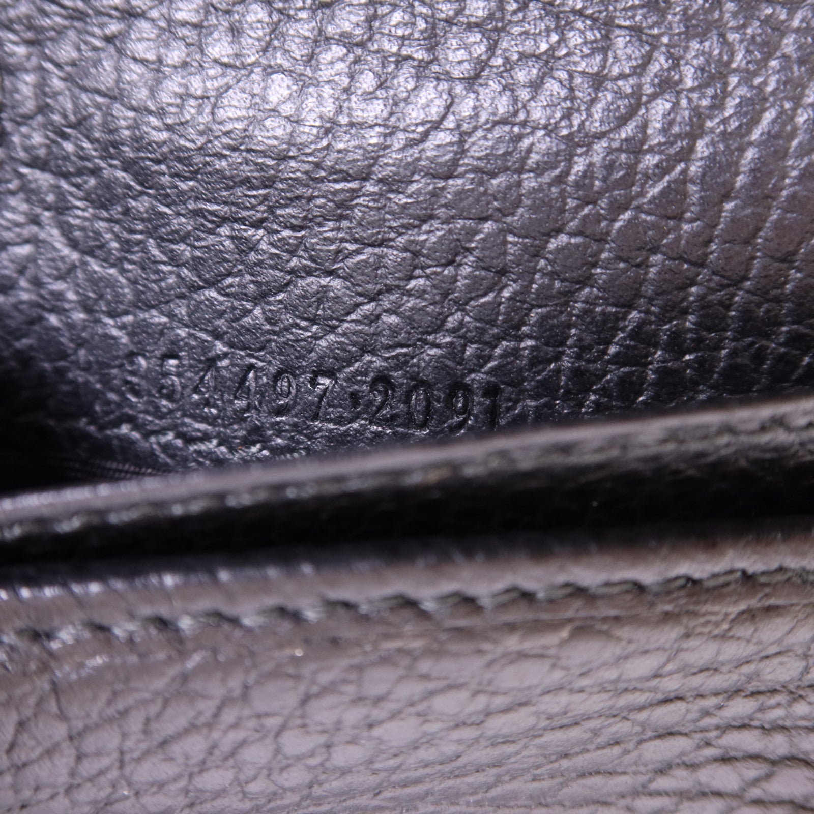 GUCCI 牛皮皮革Round Wallet金扣錢包