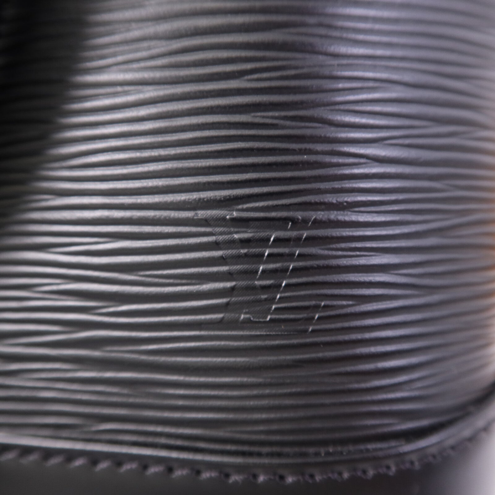 LOUIS VUITTON Epi Alma BB銀扣手挽肩背兩用袋