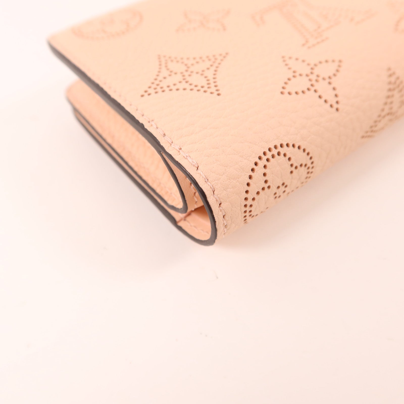 LOUIS VUITTON Mahina Clea Wallet銀扣錢包