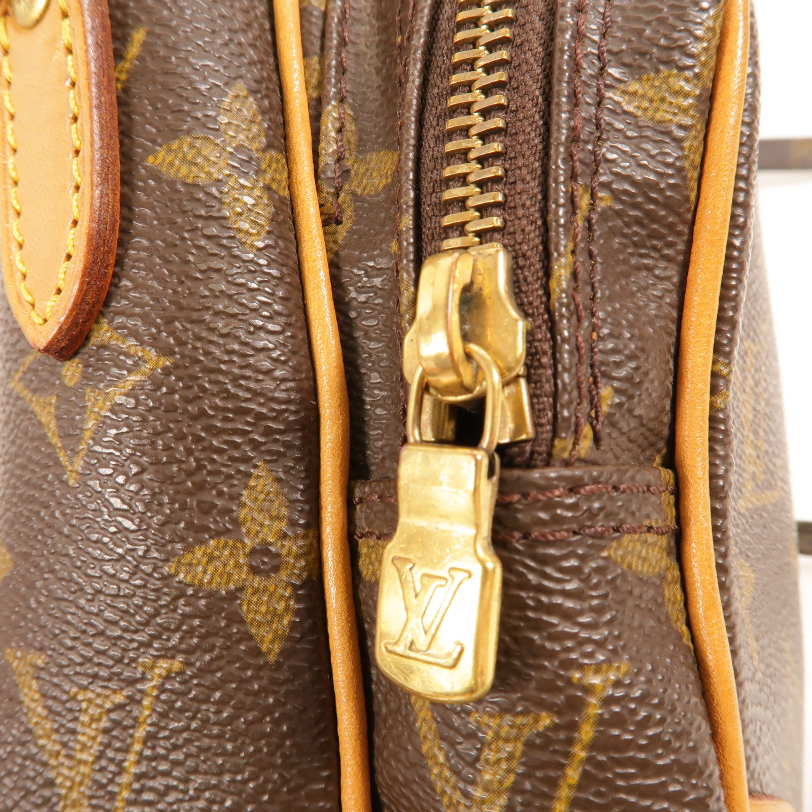 LOUIS VUITTON Monogram Amazon金扣肩背袋