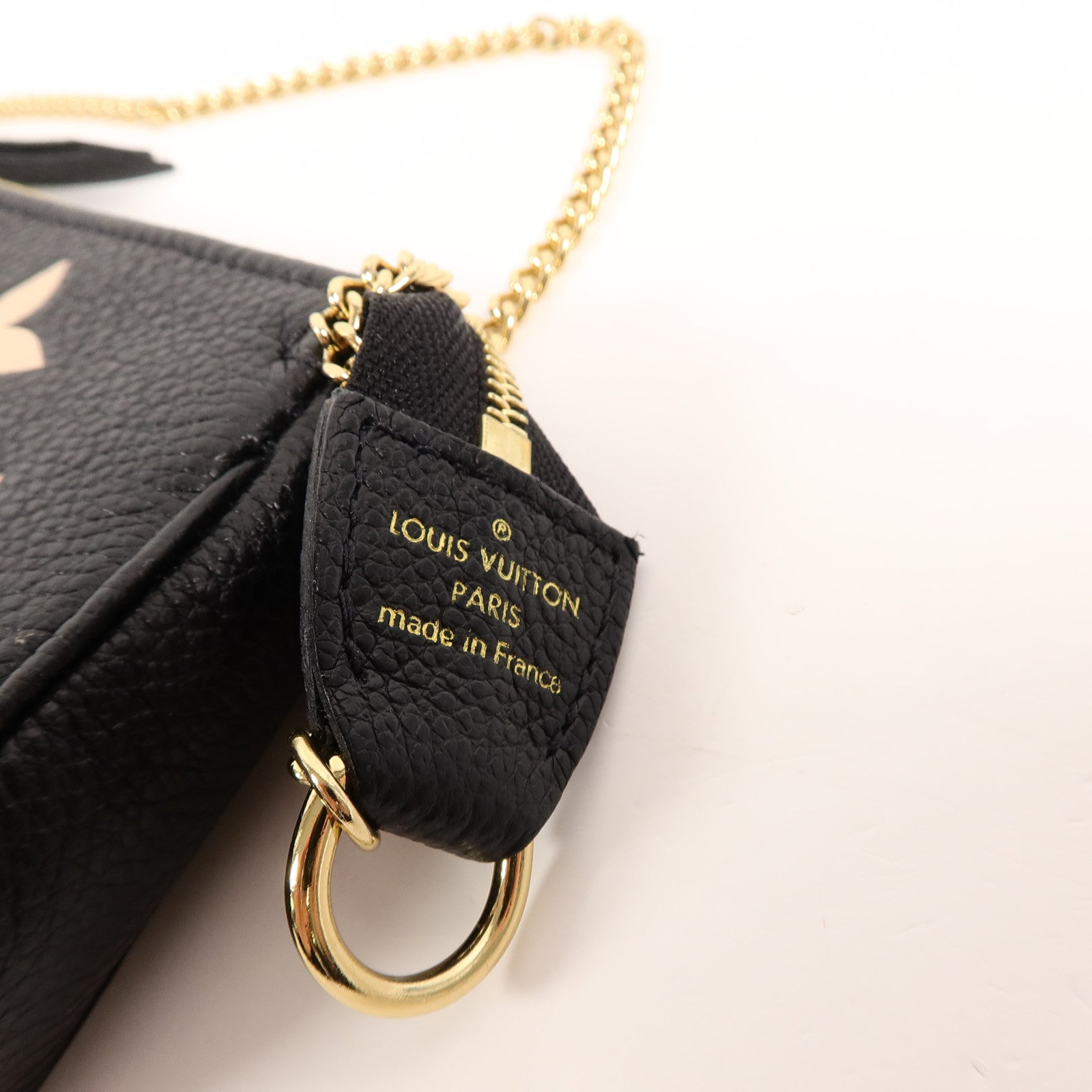 LOUIS VUITTON Monogram Empreinte Mini Pochette鏈帶手挽袋