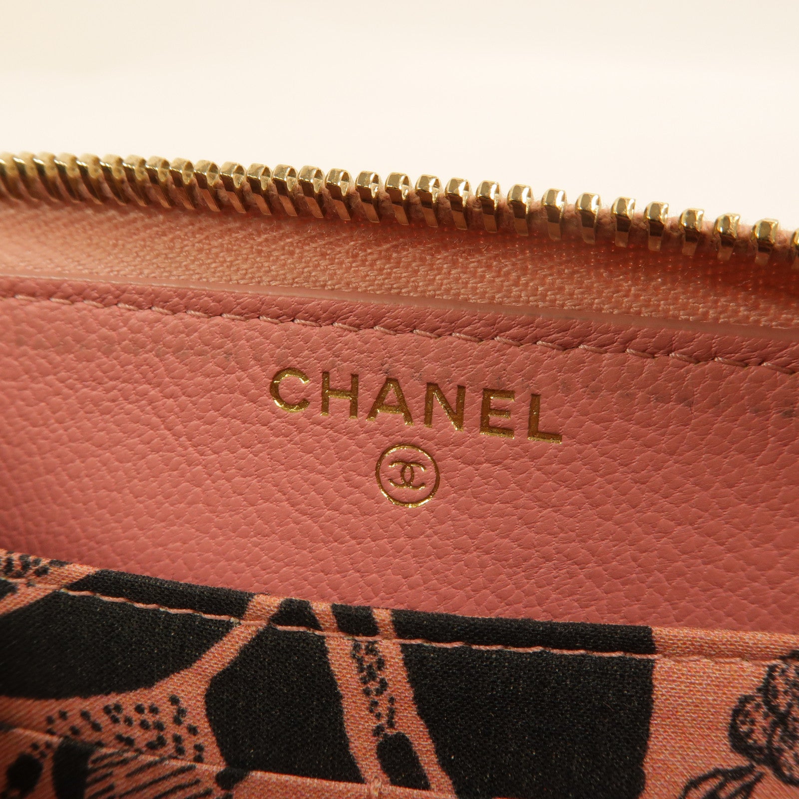 CHANEL 牛皮皮革Lucky Flower Zip Wallet長錢包