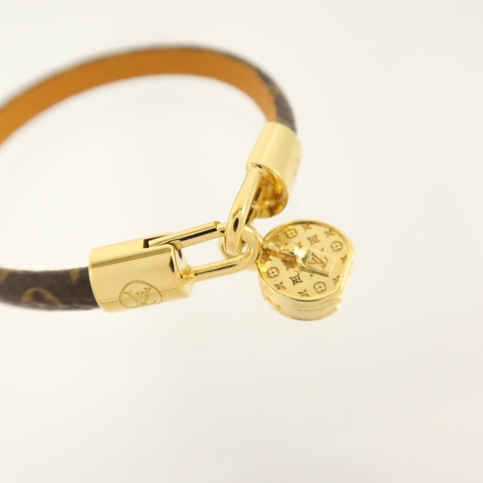 LOUIS VUITTON Monogram/金屬Tribute Bracelet金扣手鏈