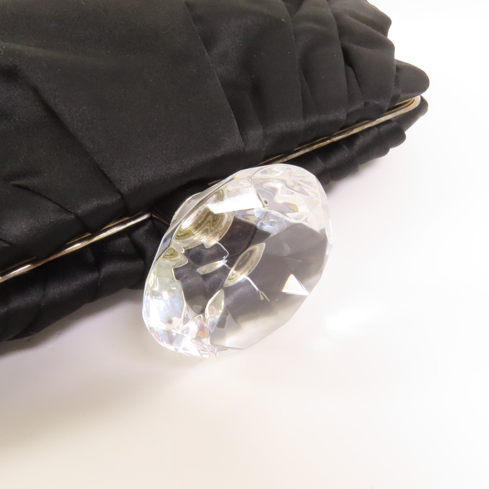 CHANEL Satin Vintage Handbag銀扣手挽袋