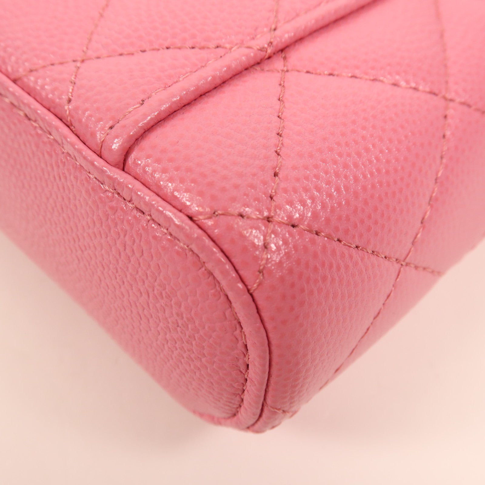 CHANEL 牛皮皮革Phone Bag金扣鏈帶肩背袋