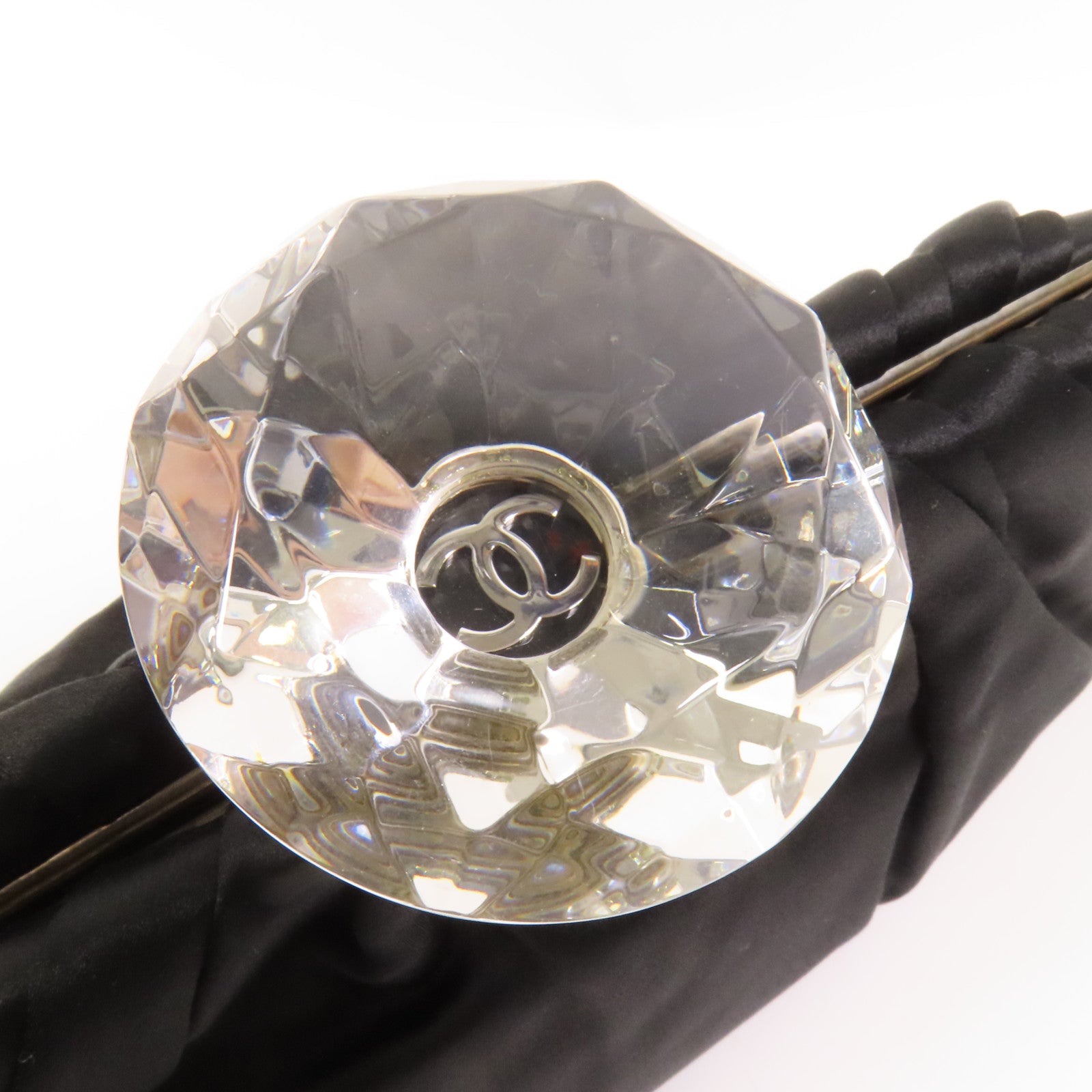 CHANEL Satin Vintage Handbag銀扣手挽袋