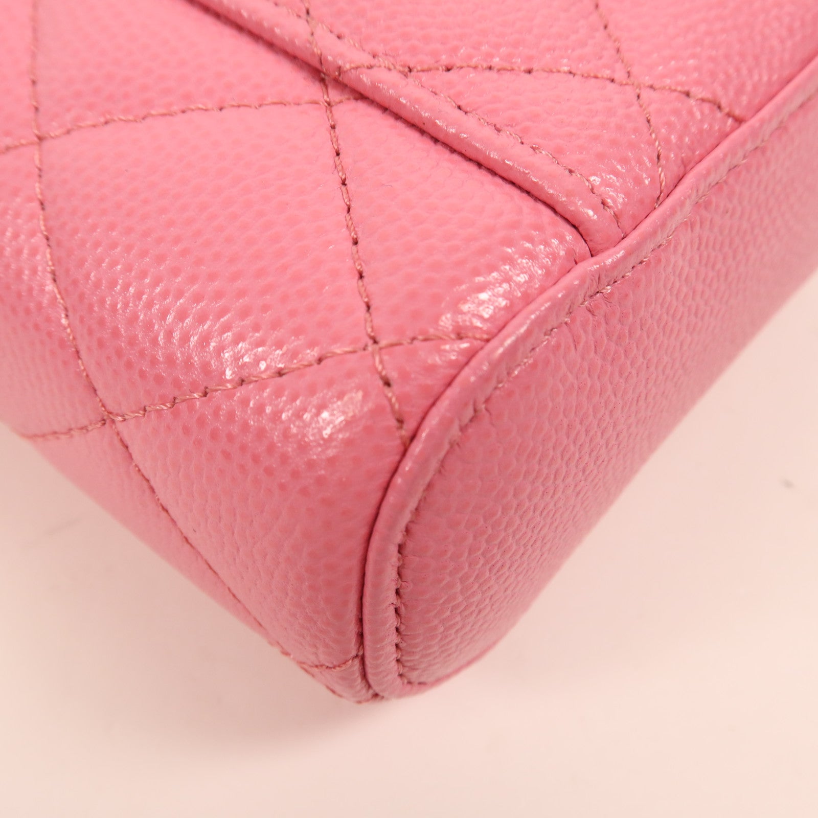 CHANEL 【激減優惠】牛皮皮革Phone Bag金扣鏈帶肩背袋