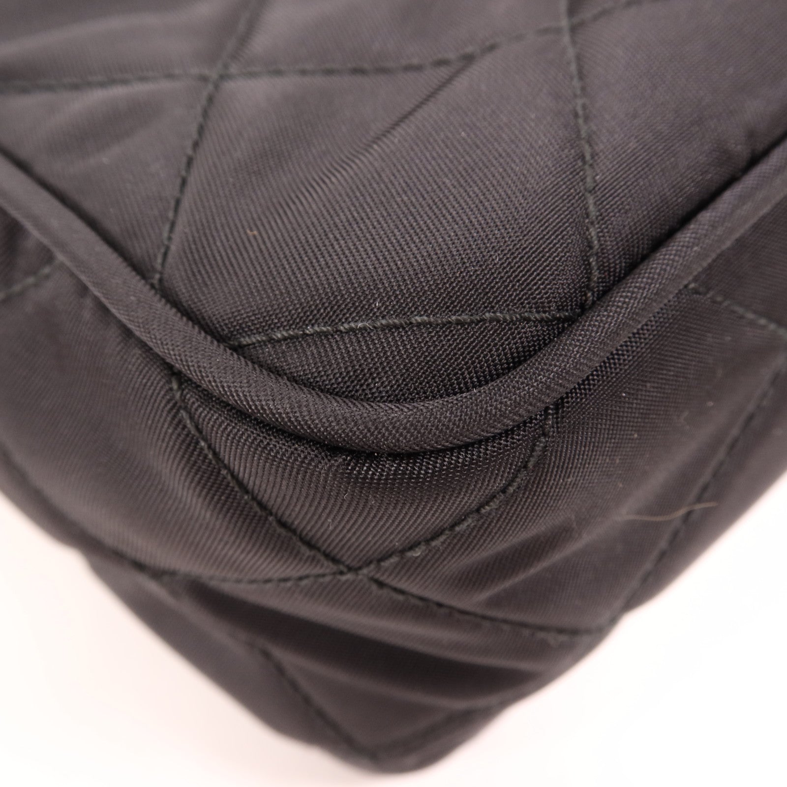 PRADA 尼龍Camera Bag金扣肩背袋