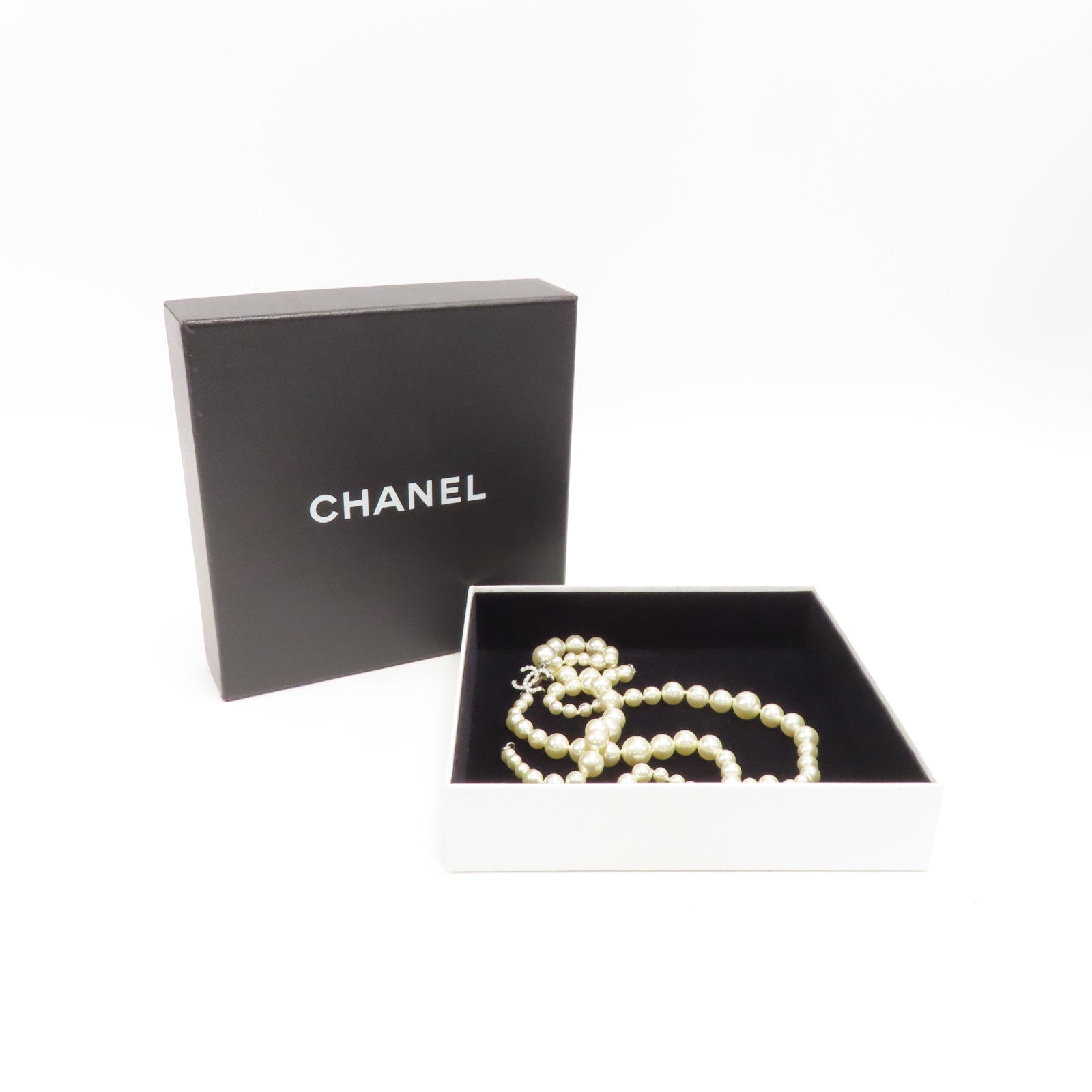 CHANEL PVC/金屬Necklace項鍊白色/銀色