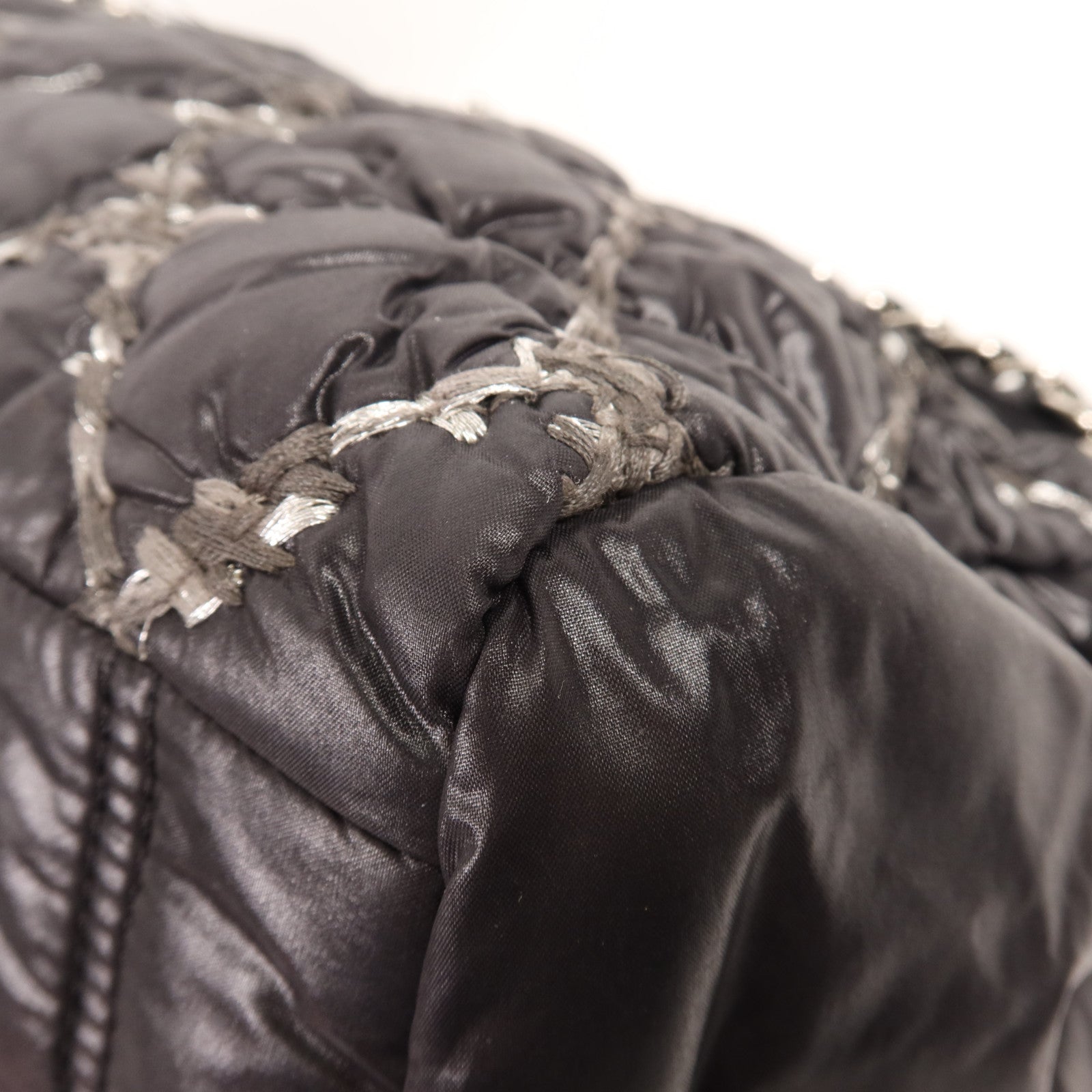 CHANEL 尼龍Shoulder Bag銀扣鏈帶肩背袋