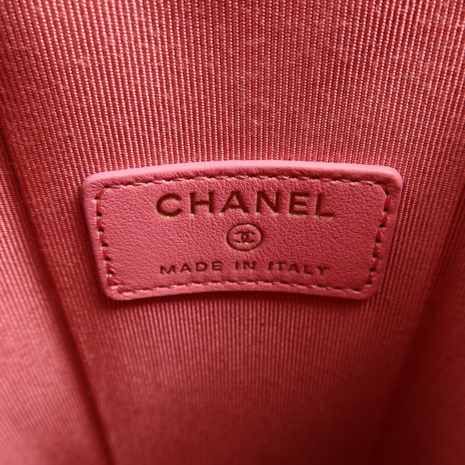 CHANEL 牛皮皮革Phone Bag金扣鏈帶肩背袋