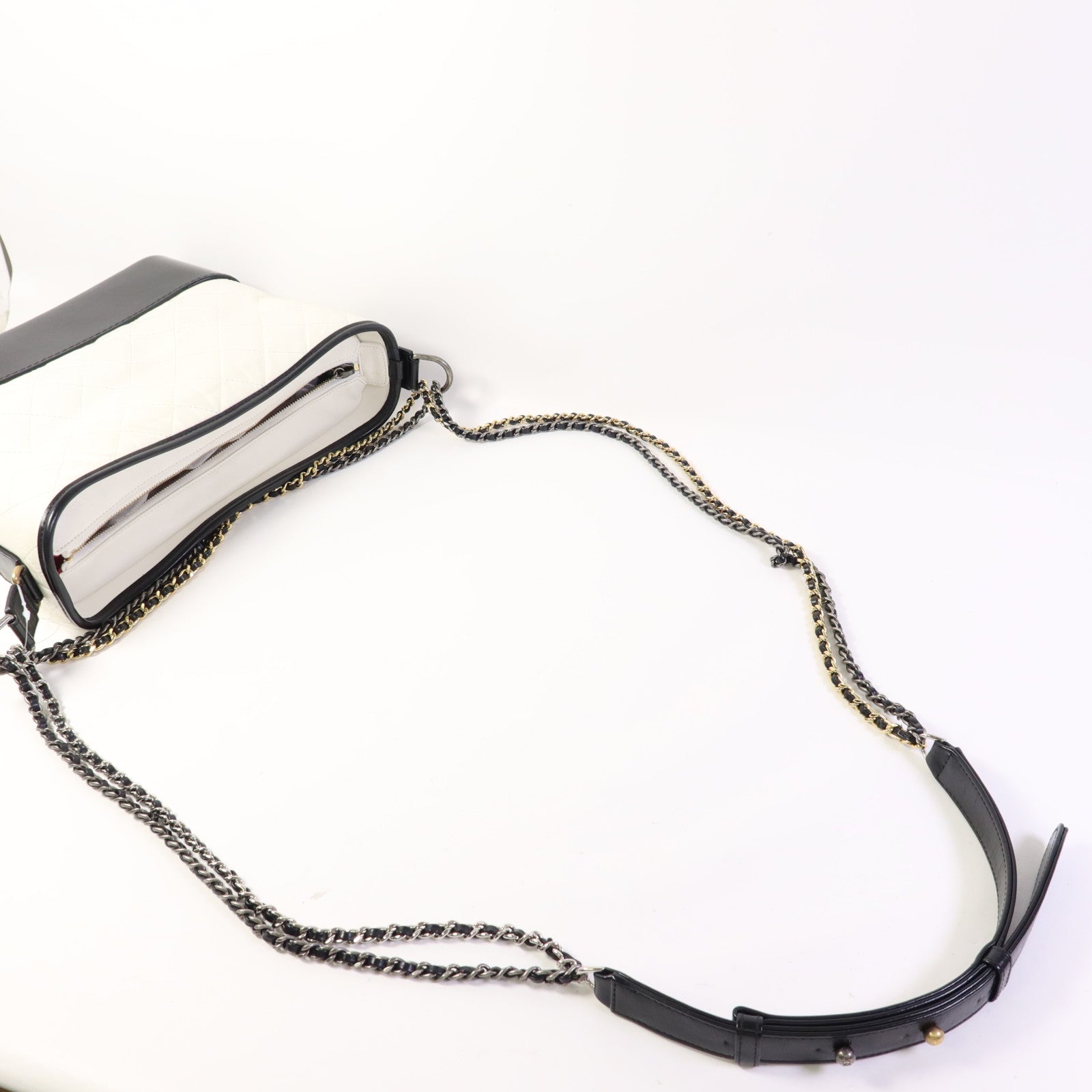 CHANEL 牛皮皮革Gabrielle Medium銀扣鏈帶肩背袋