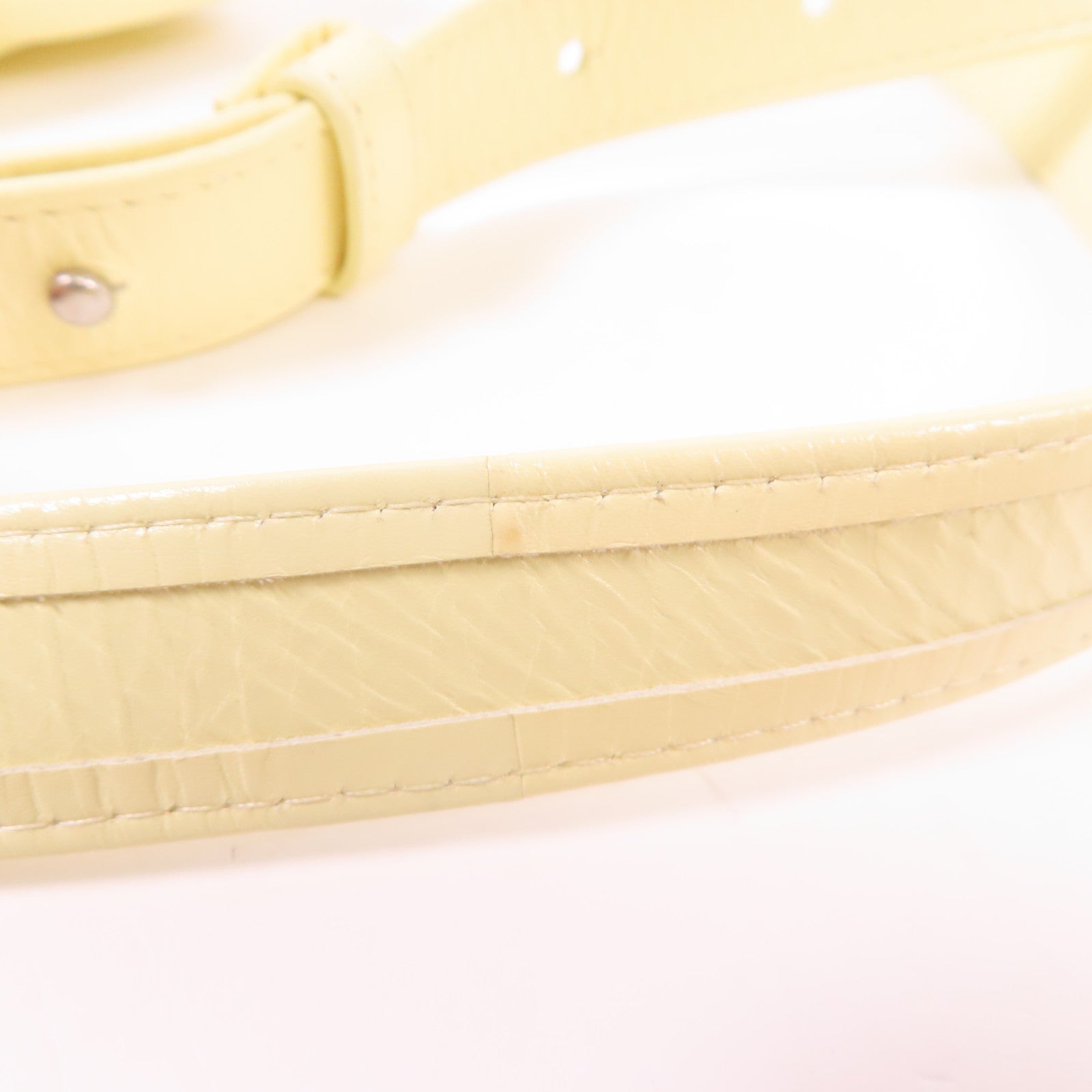 BOTTEGA VENETA 【激減優惠】牛皮皮革Cassette銀扣肩背袋