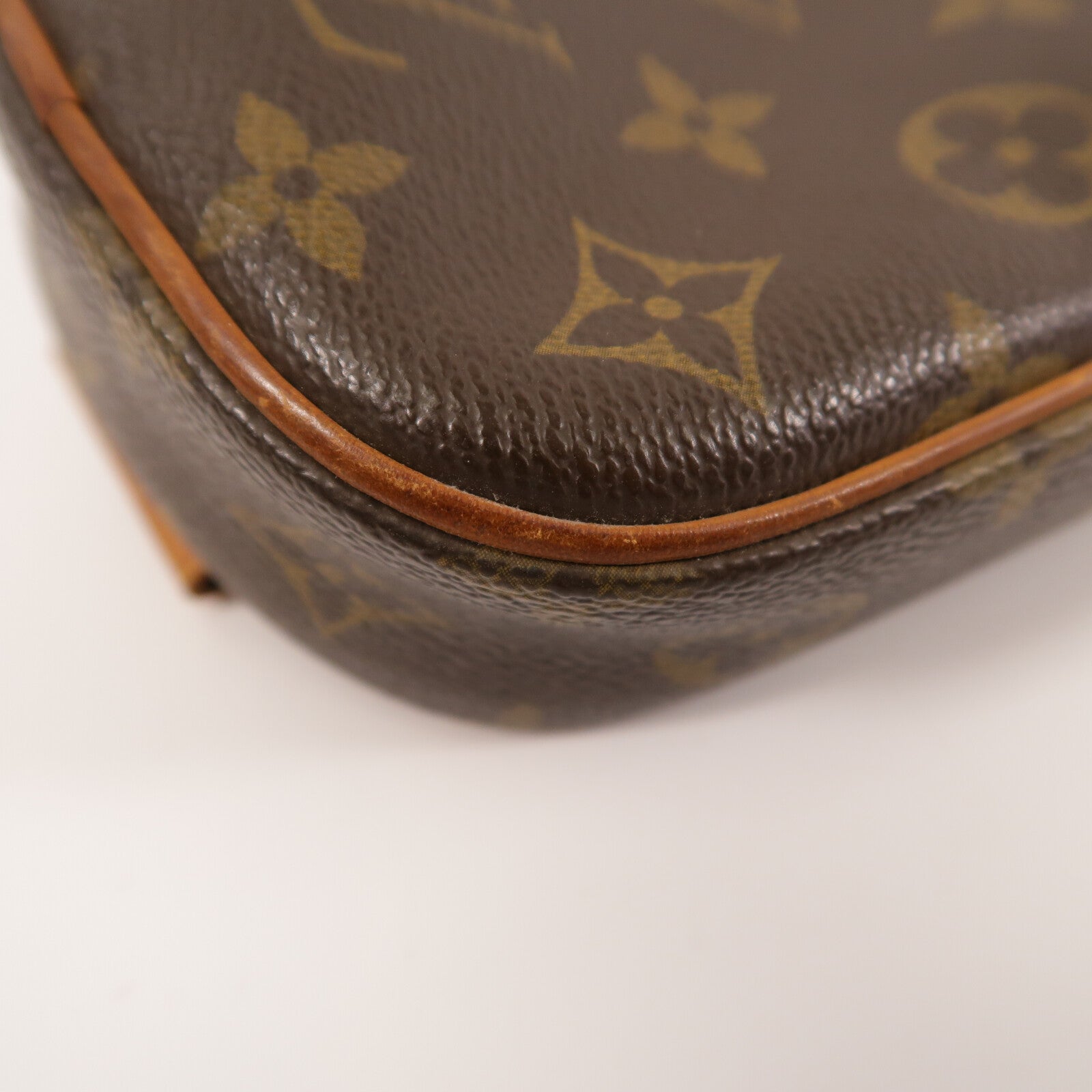 LOUIS VUITTON Monogram Pochette Gange肩背袋