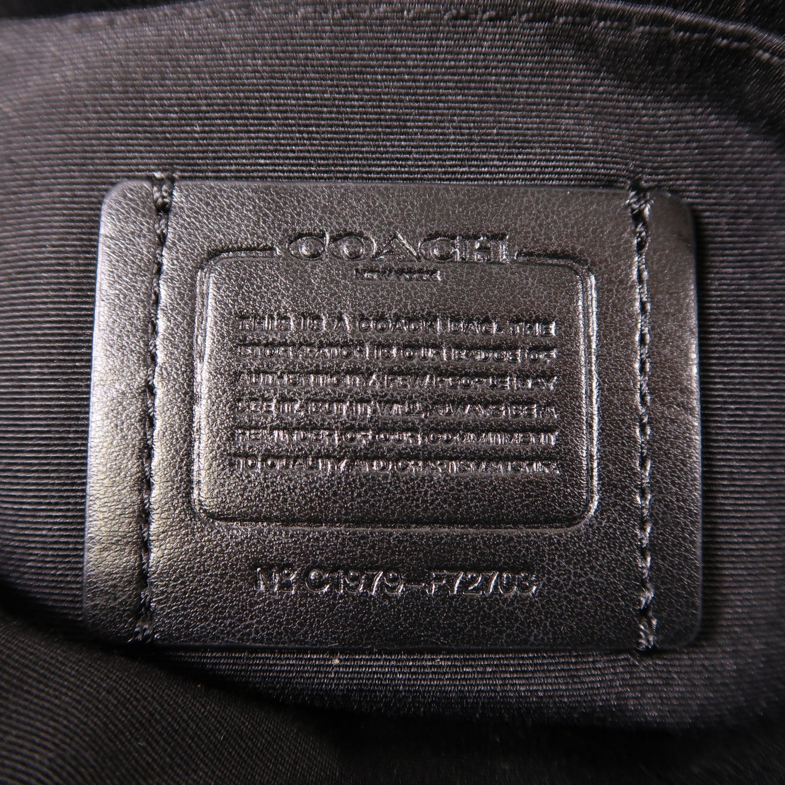 COACH 牛皮皮革Shoulder Bag金扣肩背袋