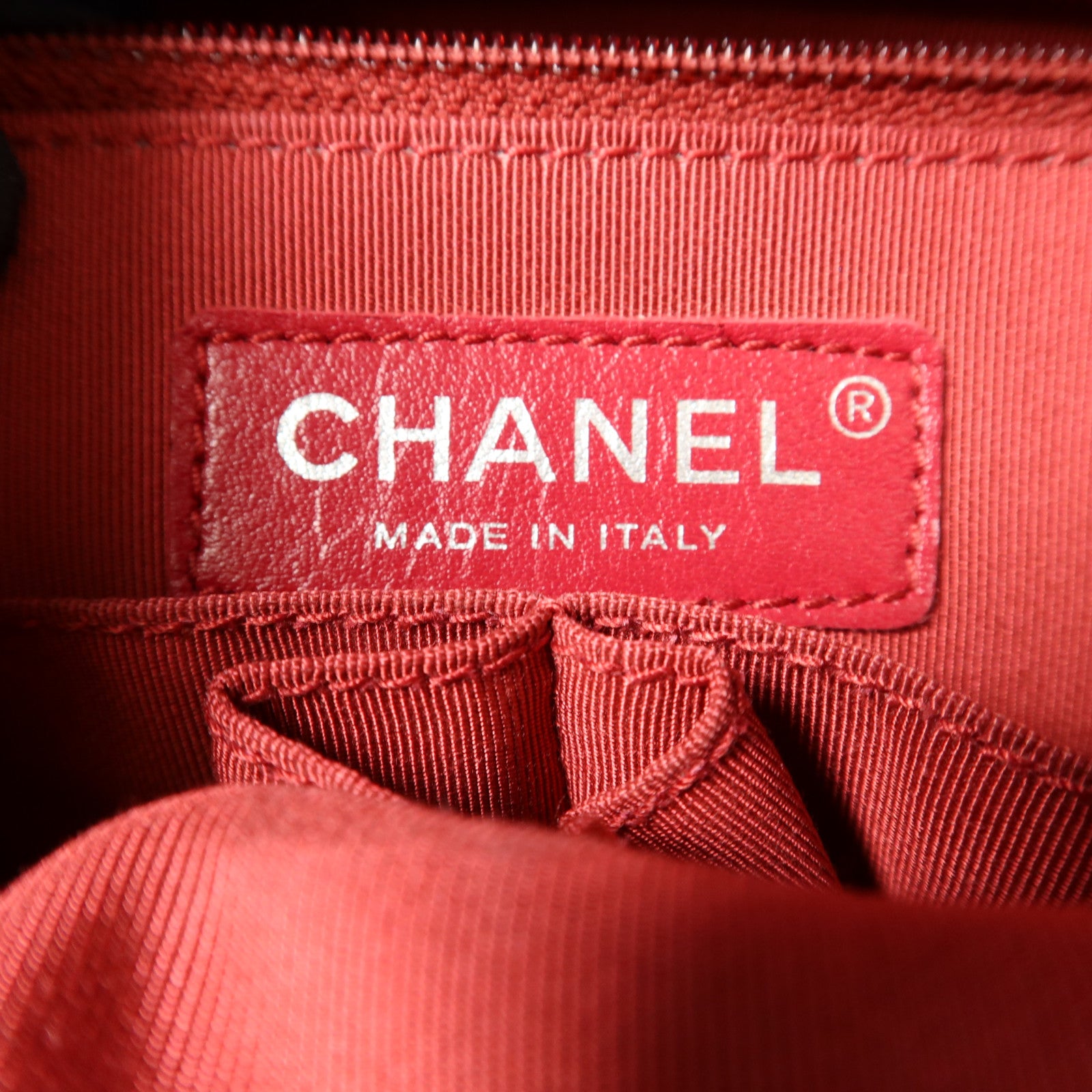 CHANEL 牛皮皮革Gabrielle Medium銀扣鏈帶肩背袋