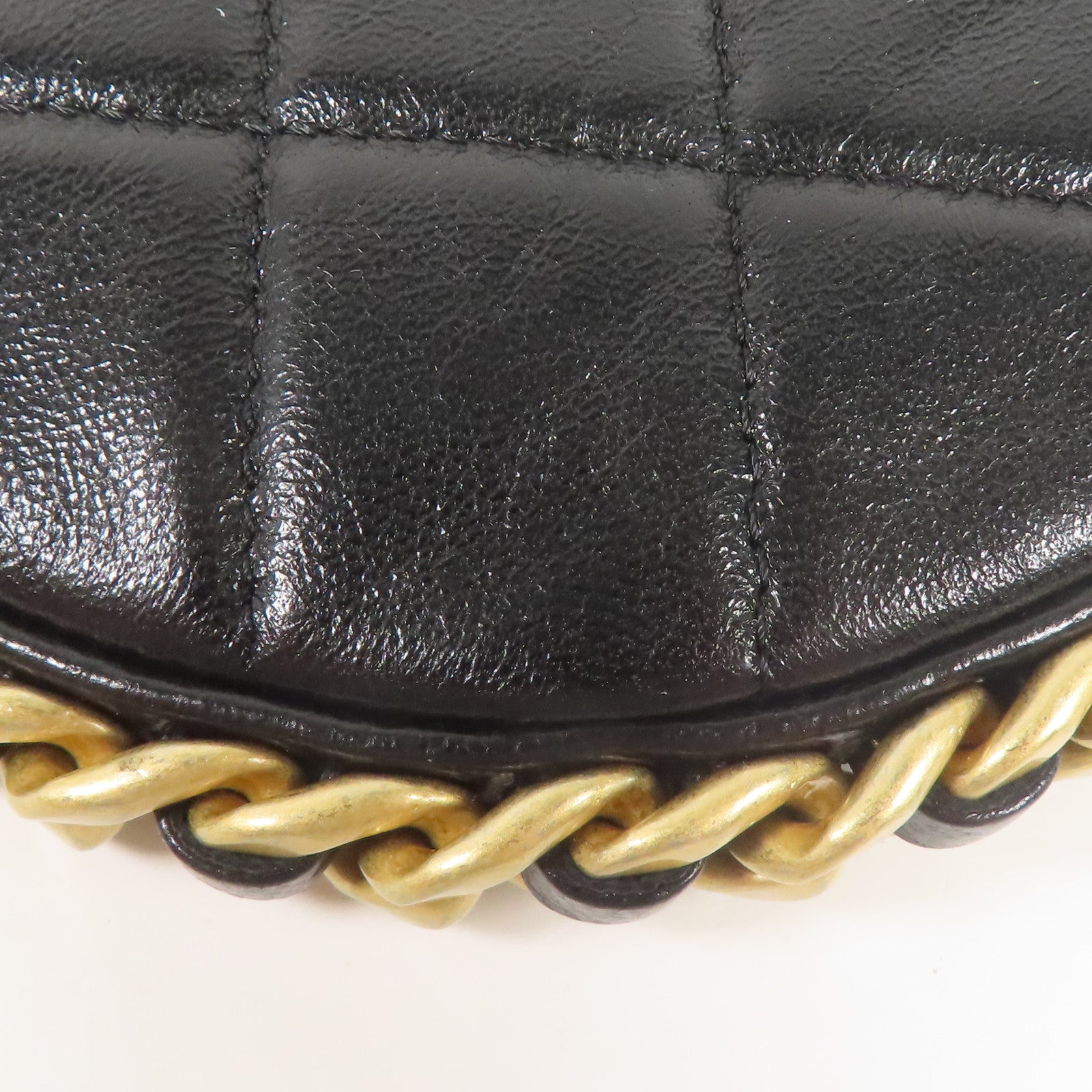 CHANEL 【激減優惠】羊皮皮革Around Hobo金扣鏈帶手挽袋