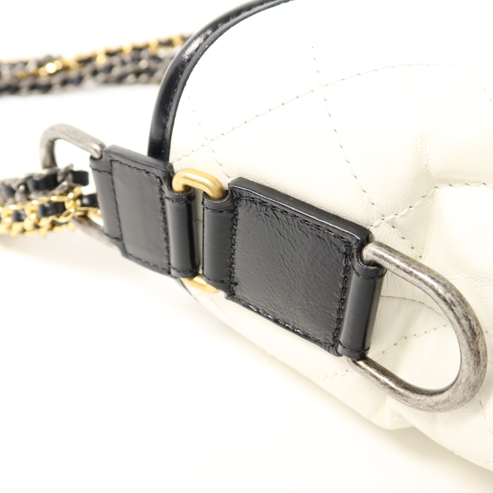 CHANEL 牛皮皮革Gabrielle Medium銀扣鏈帶肩背袋