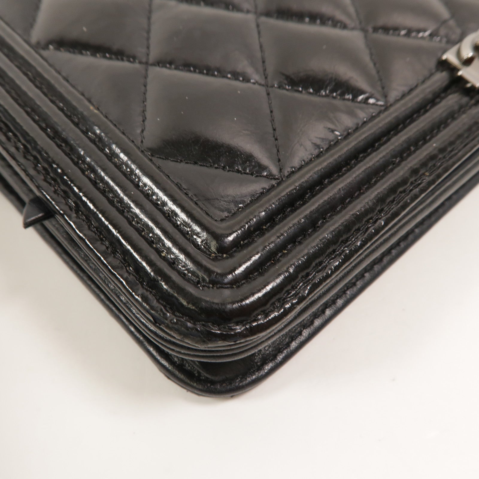CHANEL 漆皮皮革WOC Wallet On Chain鏈帶肩背袋
