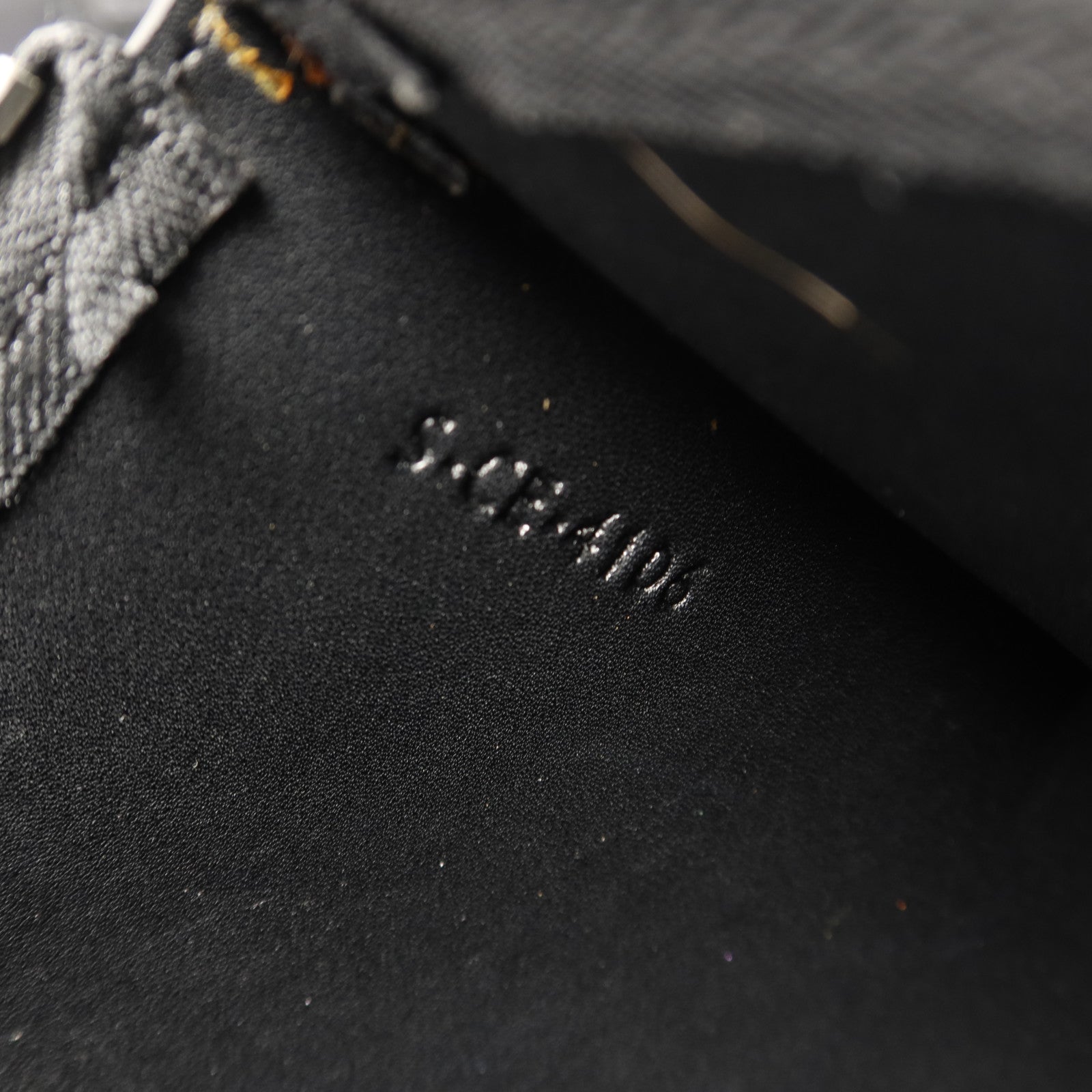 CELINE 牛皮皮革Tote Bag銀扣手挽袋