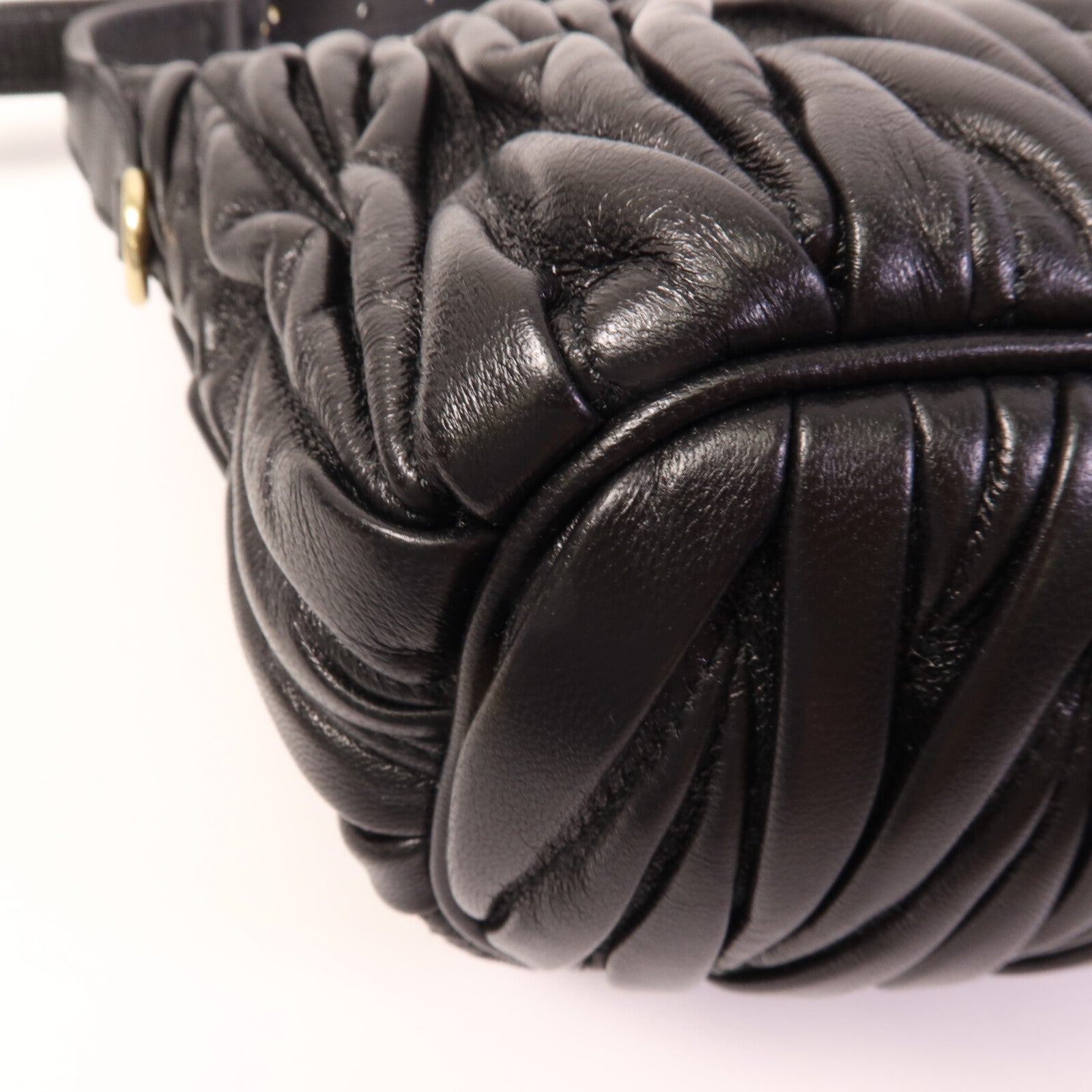 Miu Miu 羊皮皮革Matelasse Nappa Bag肩背袋