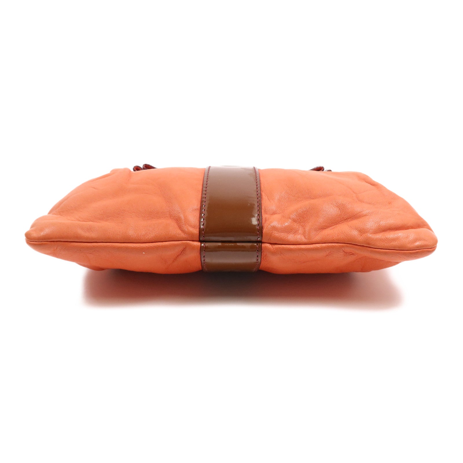 Chloe 羊皮皮革Pouch金扣手拿包