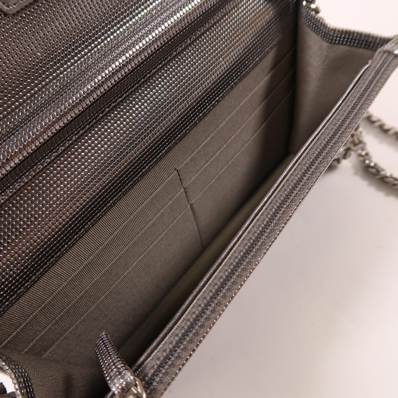 CHANEL 皮革WOC Wallet On Chain銀扣鏈帶肩背袋