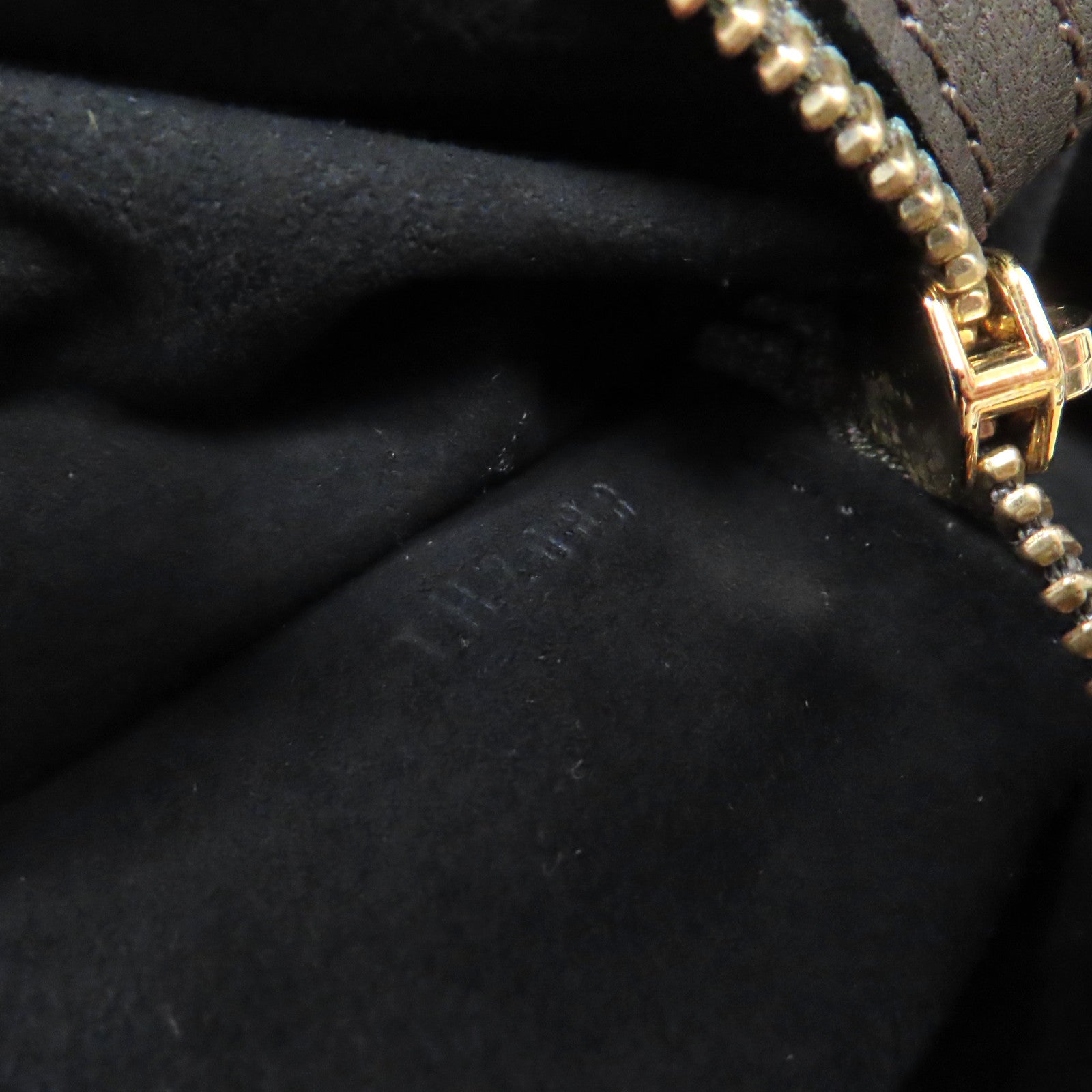 LOUIS VUITTON 【激減優惠】Mahina Ladies Mahina Leather金扣手挽袋灰色