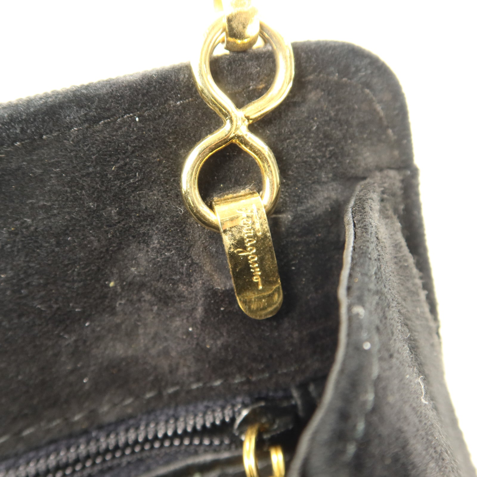 Salvatore Ferragamo 麂皮皮革Shoulder Bag鏈帶肩背袋