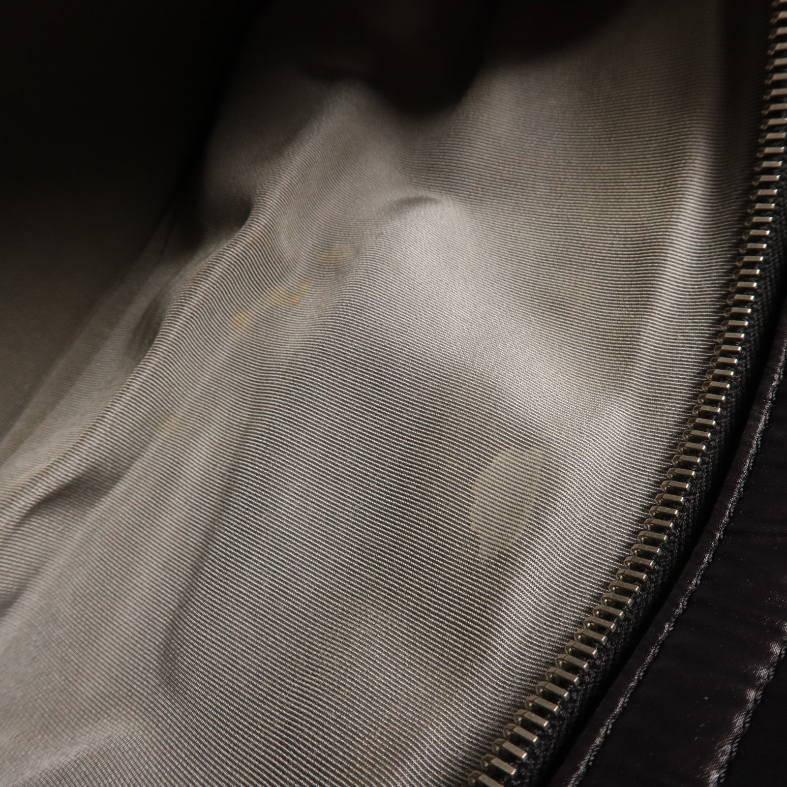 CHANEL 尼龍Shoulder Bag銀扣鏈帶肩背袋