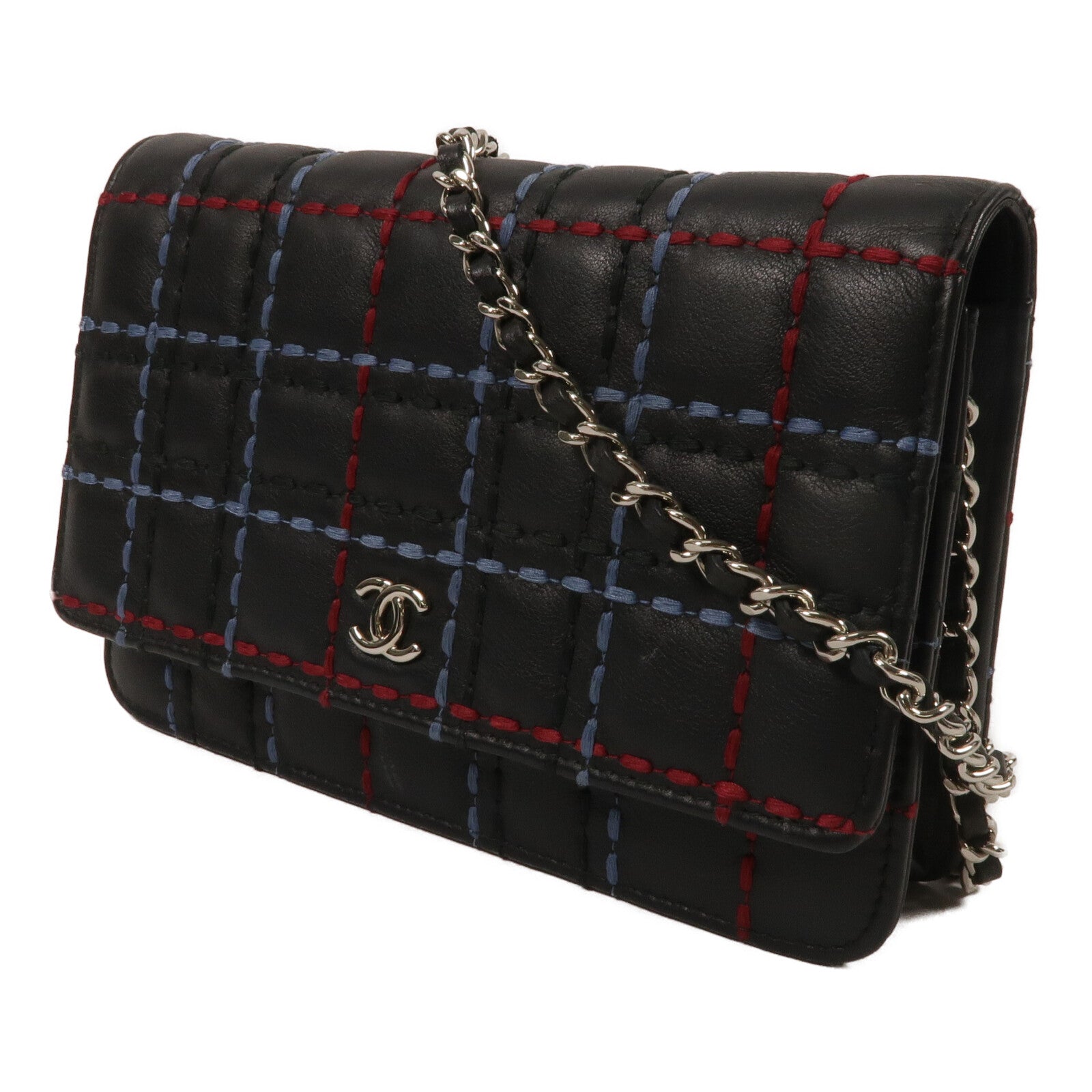 CHANEL 牛皮皮革WOC Wallet On Chain鏈帶肩背袋
