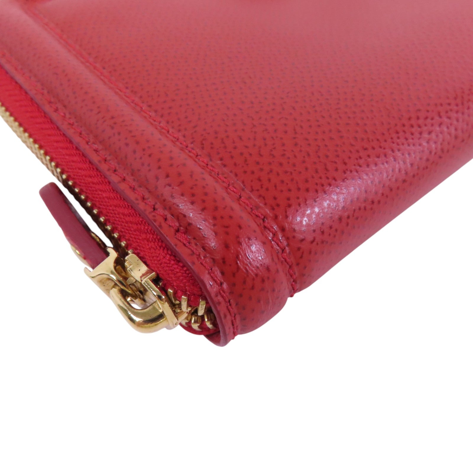 Salvatore Ferragamo 牛皮皮革Round Long Wallet金扣長錢包