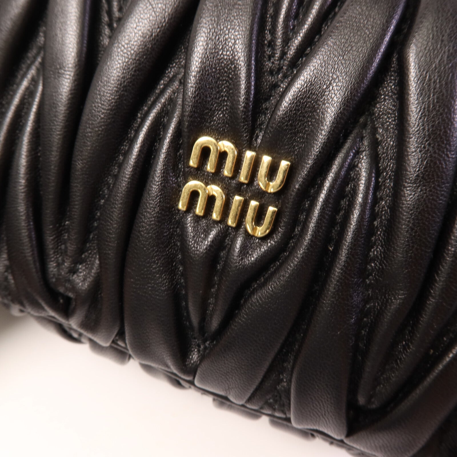 Miu Miu 羊皮皮革Matelasse Nappa Bag肩背袋