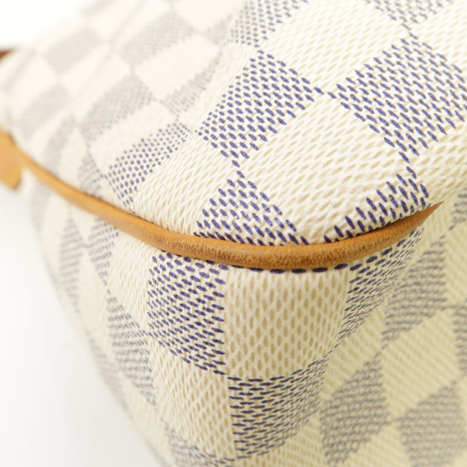 LOUIS VUITTON Damier Azur Siracusa PM金扣肩背袋白色