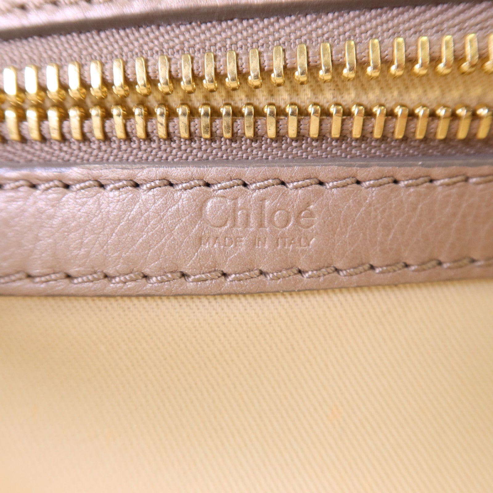 Chloe 牛皮皮革Handbag金扣手挽袋