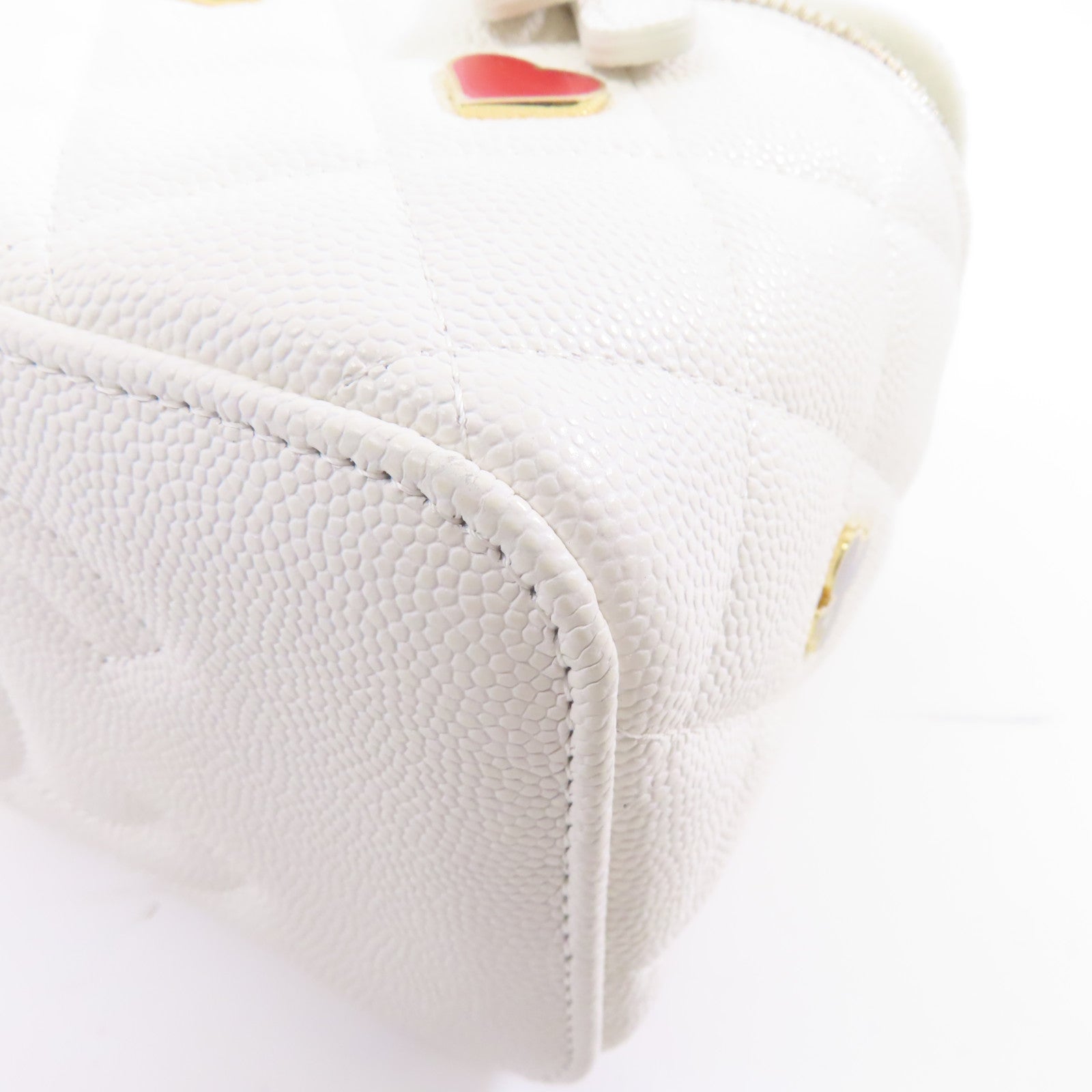 CHANEL 菱格Caviar皮革Vanity Case金扣鏈帶肩背袋白色