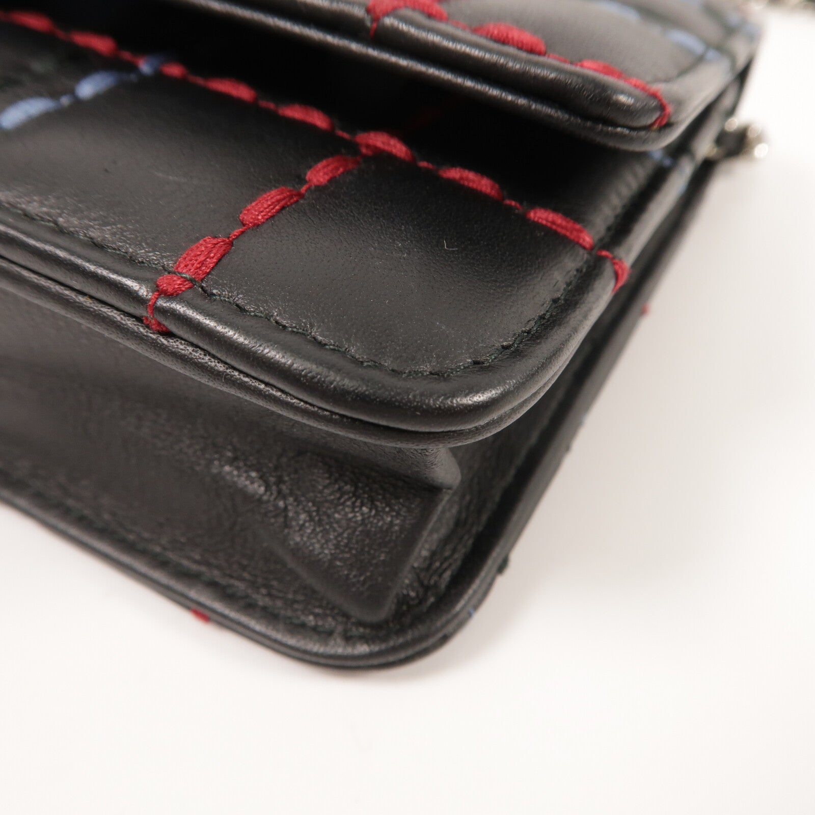 CHANEL 牛皮皮革WOC Wallet On Chain鏈帶肩背袋